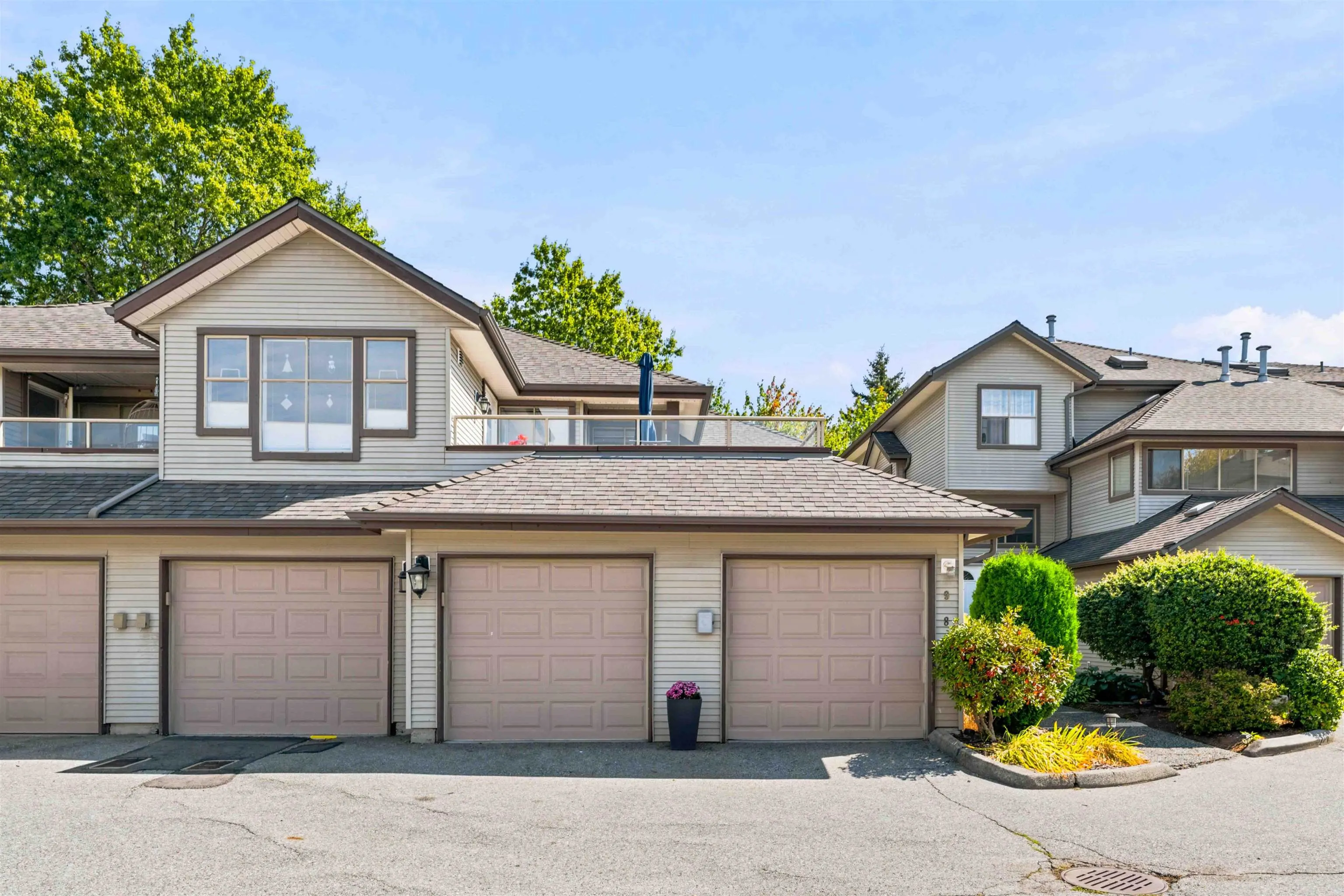 19160 119 Avenue #8