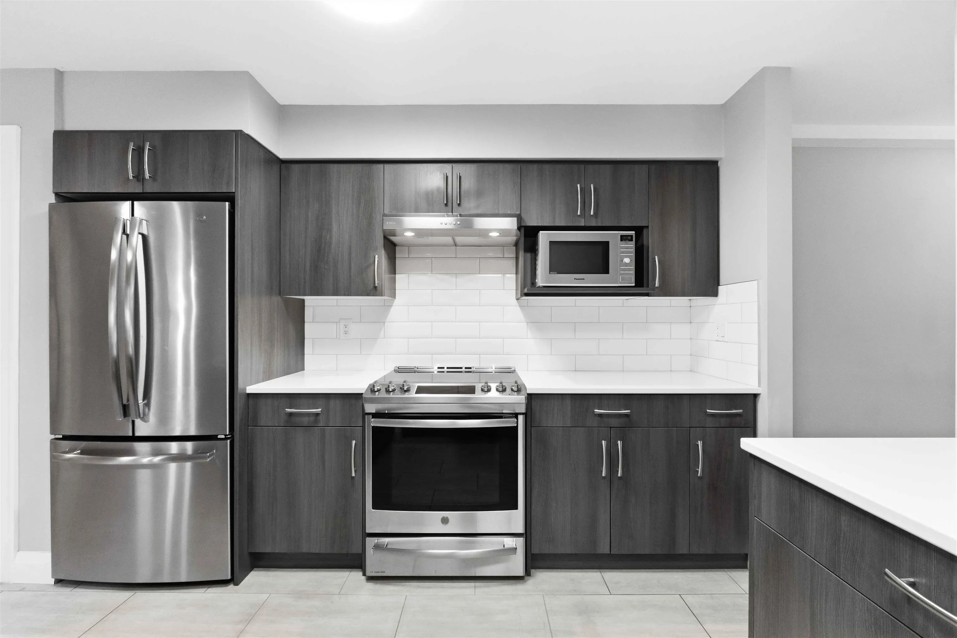 19160 119 Avenue #8