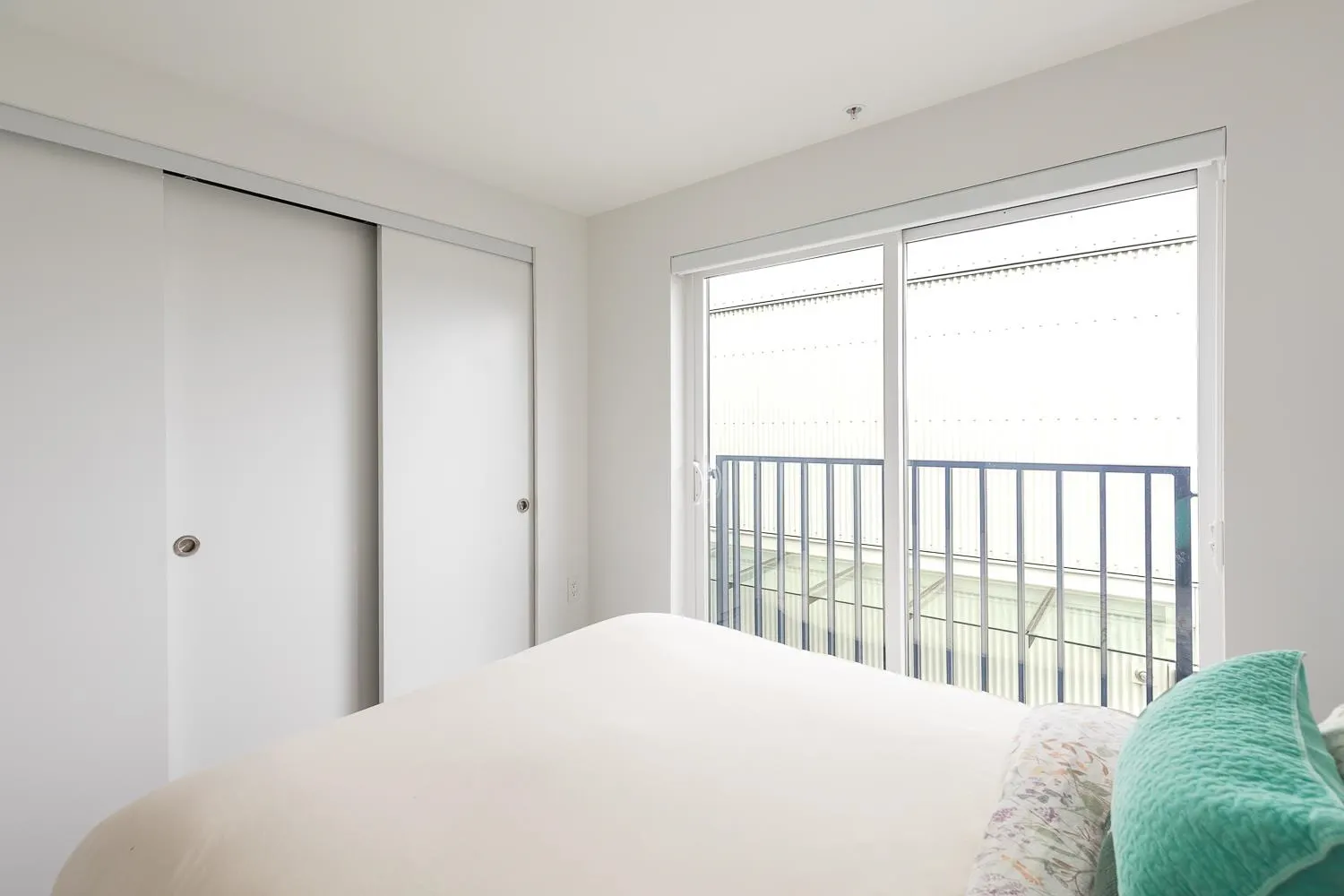 1120 E Georgia Street #321