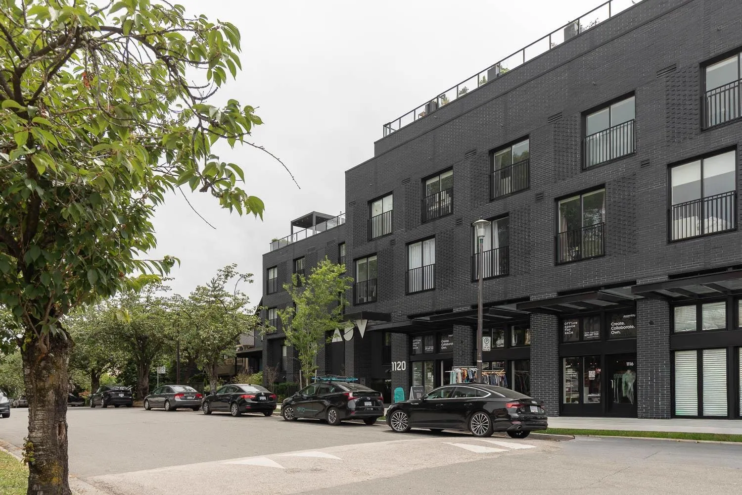 1120 E Georgia Street #321