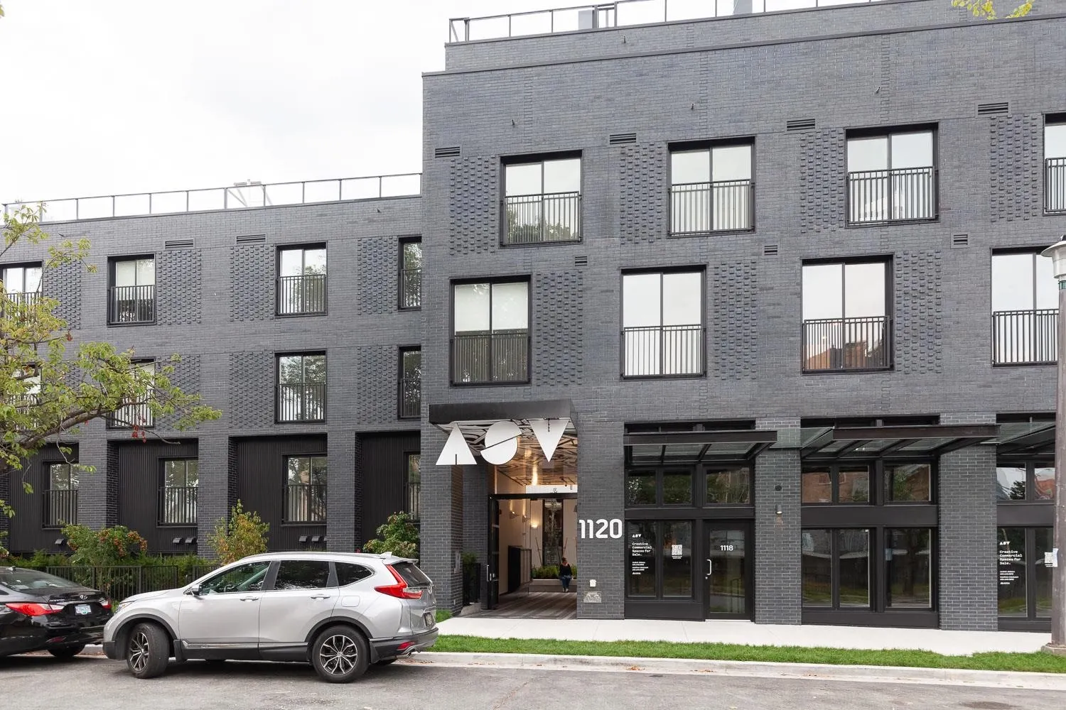 1120 E Georgia Street #321