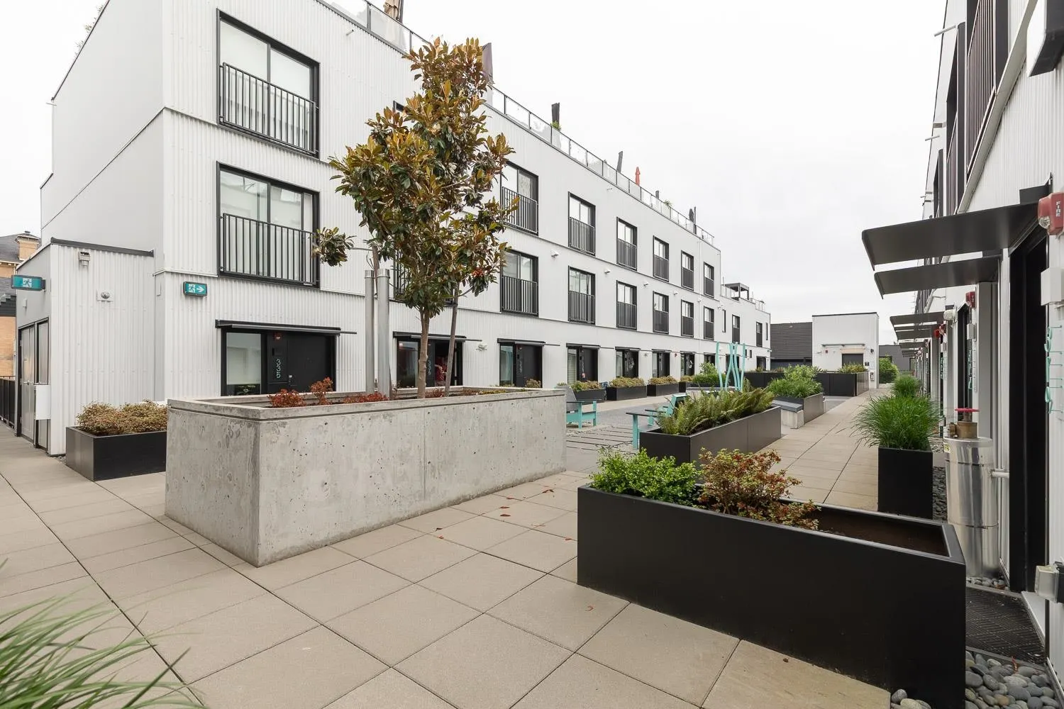 1120 E Georgia Street #321