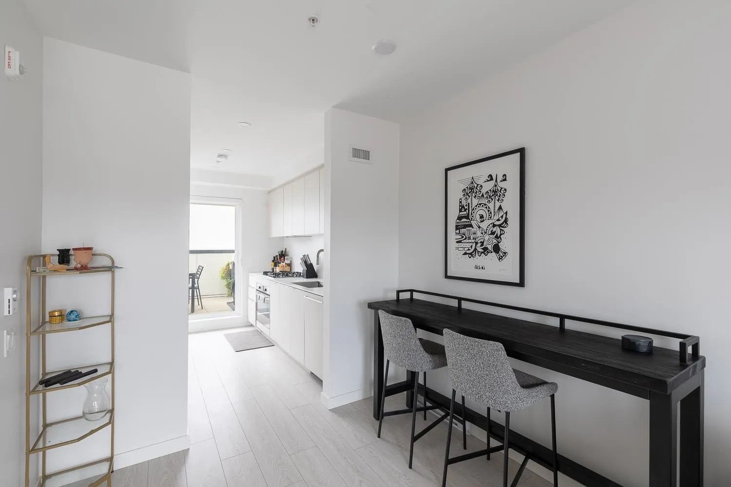 1120 E Georgia Street #321