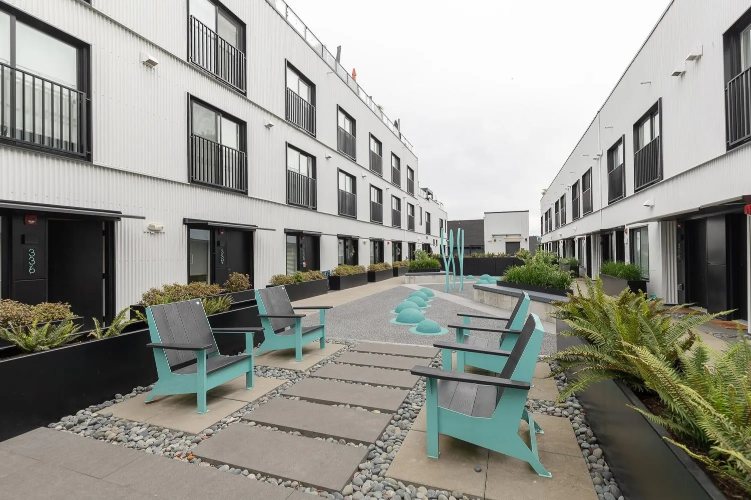 1120 E Georgia Street #321