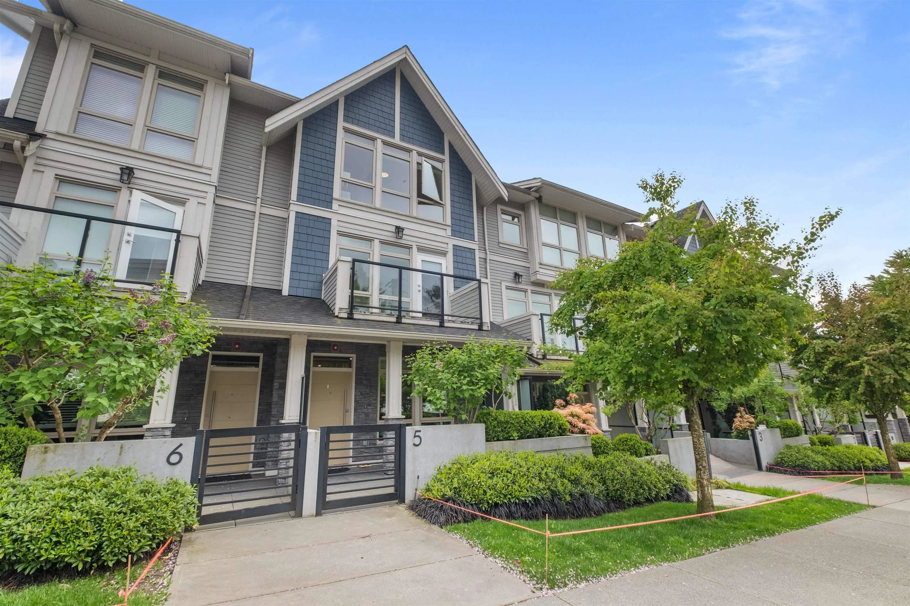 115 W Queens Road #5