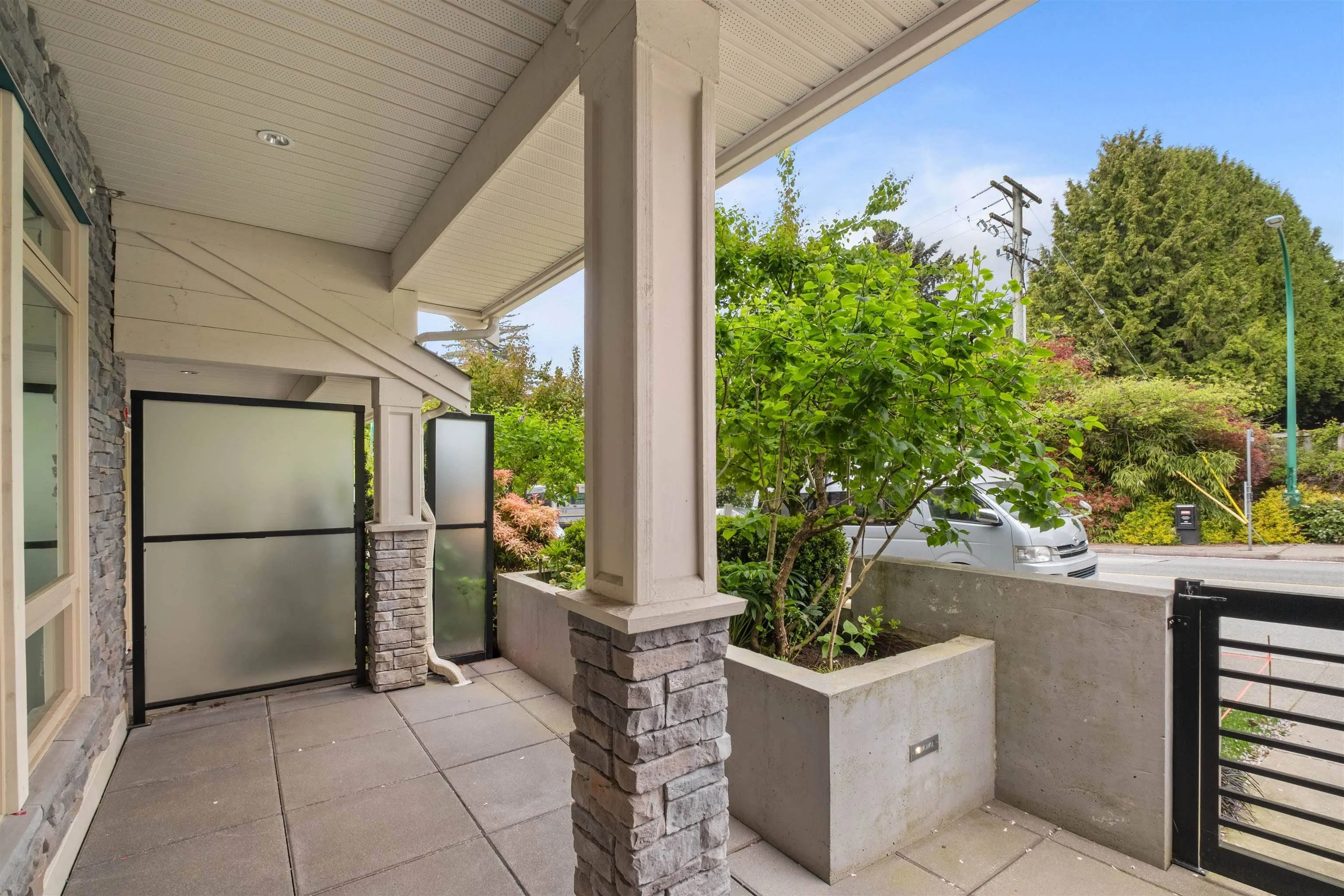 115 W Queens Road #5