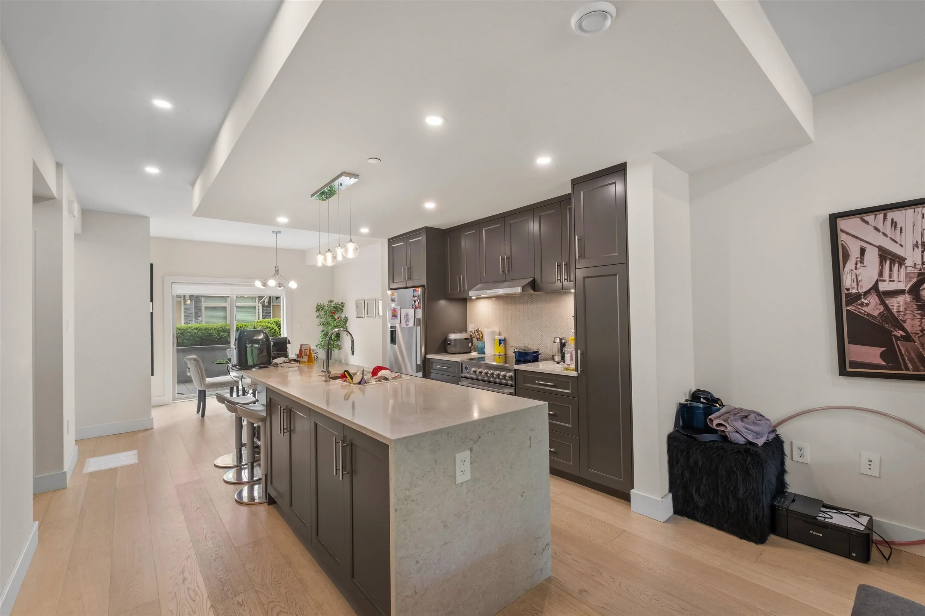 115 W Queens Road #5