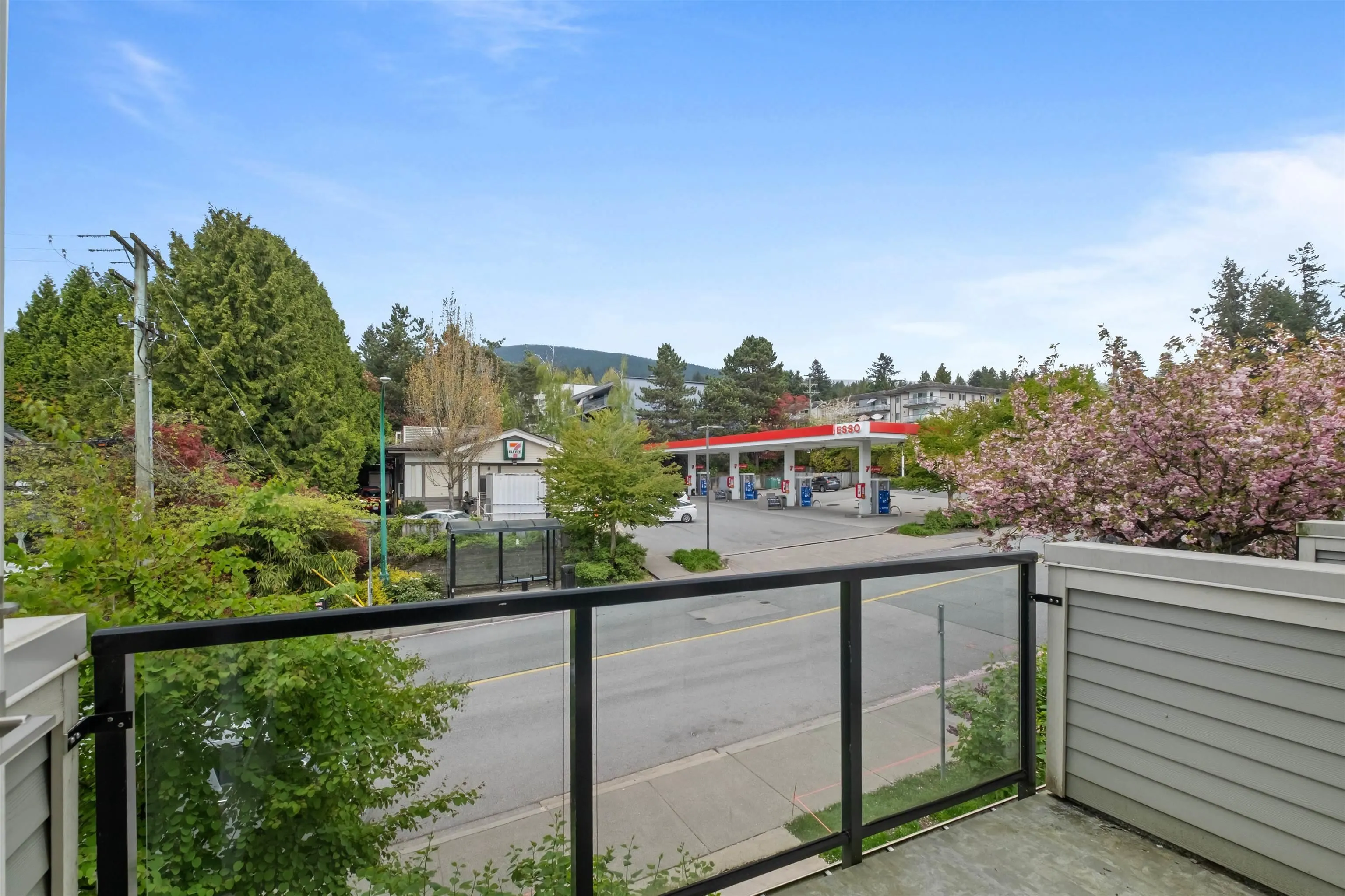 115 W Queens Road #5