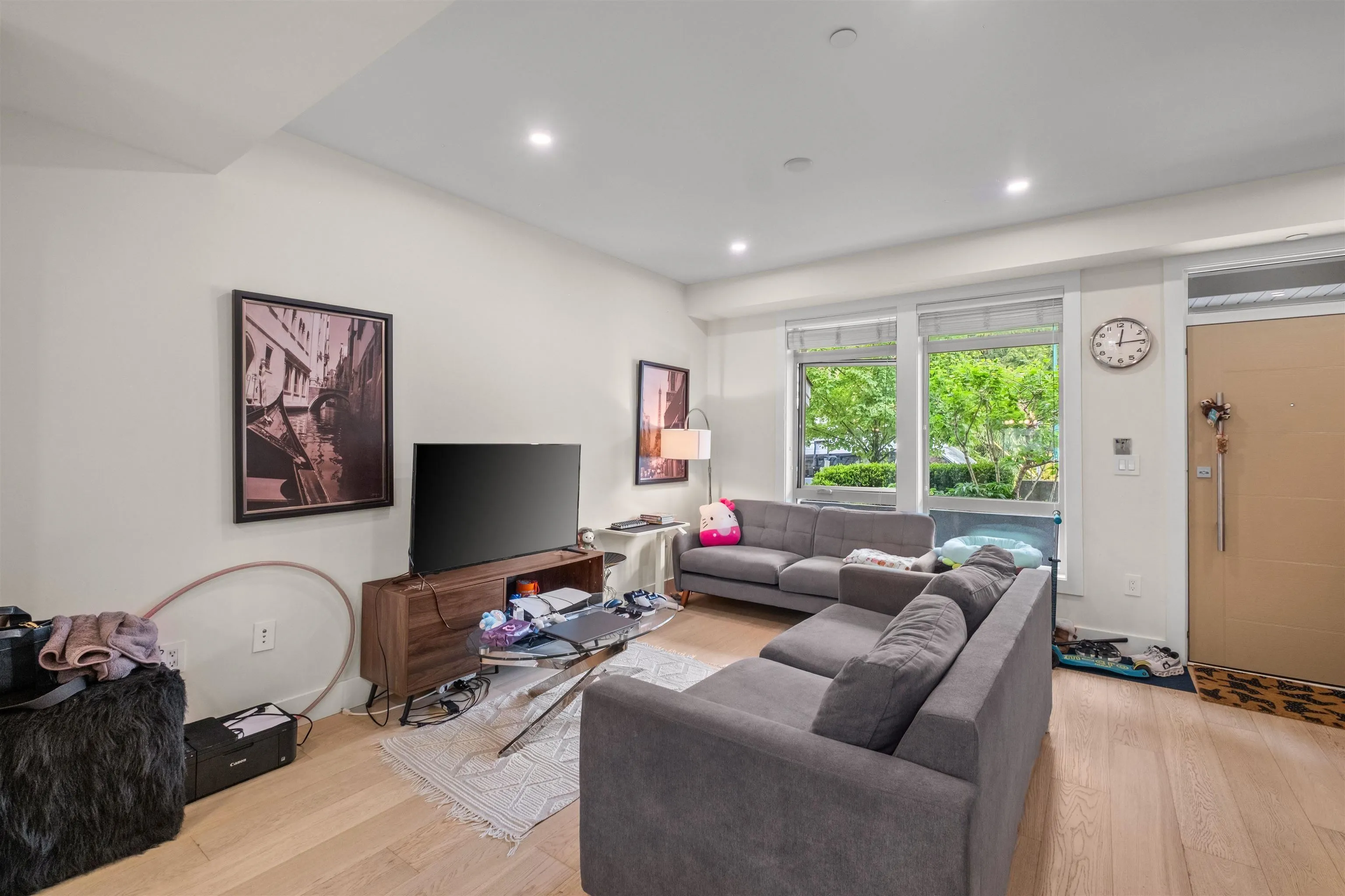 115 W Queens Road #5