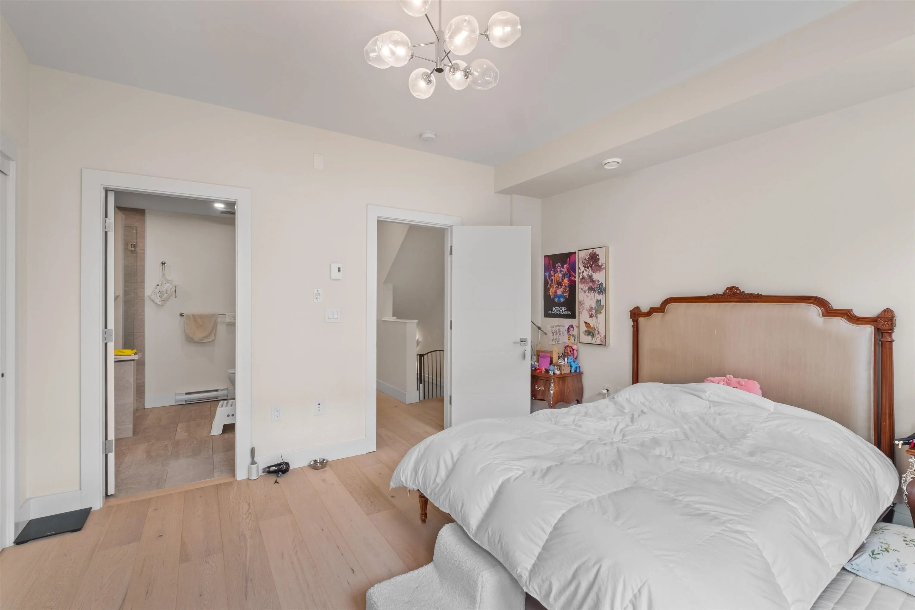 115 W Queens Road #5