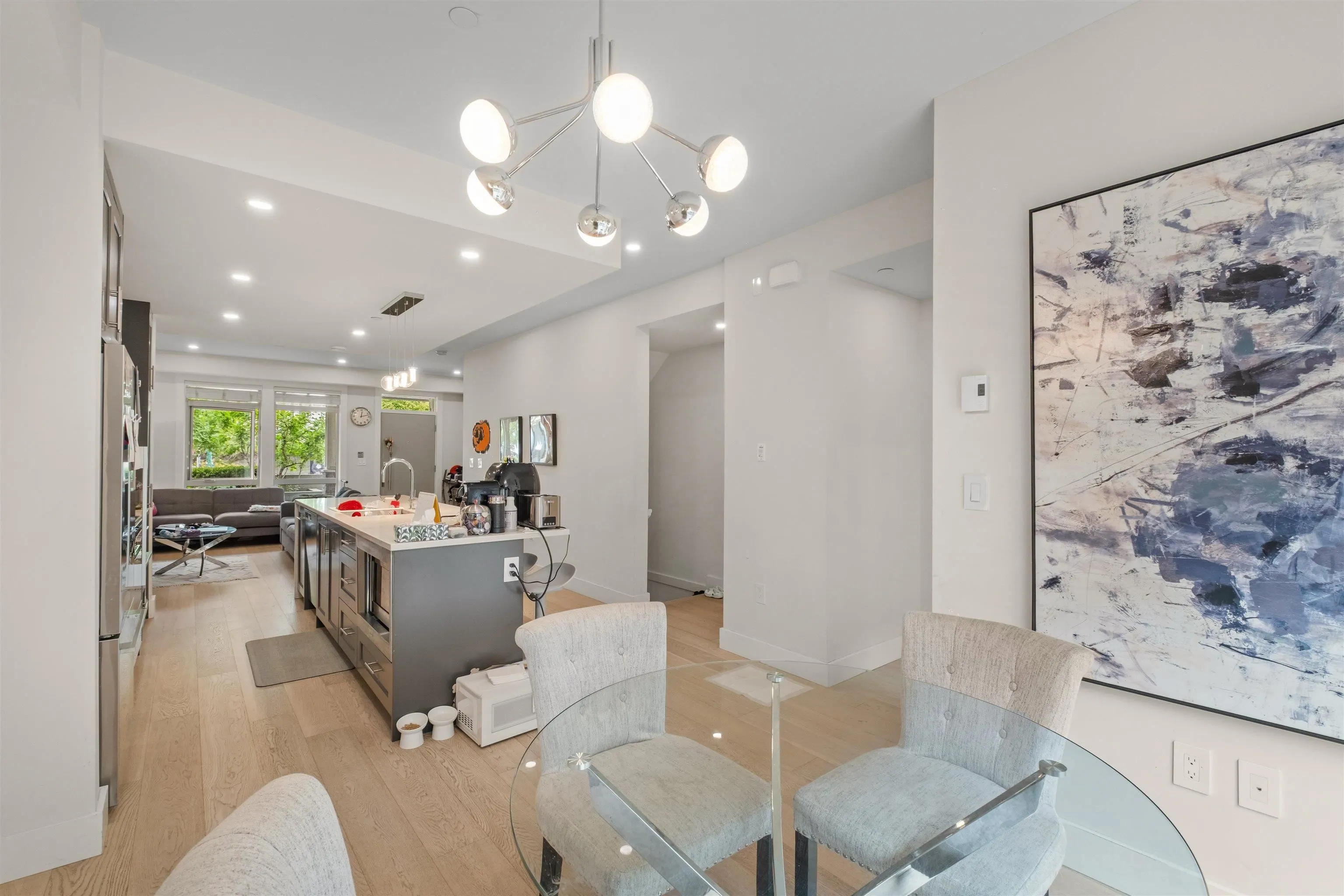 115 W Queens Road #5