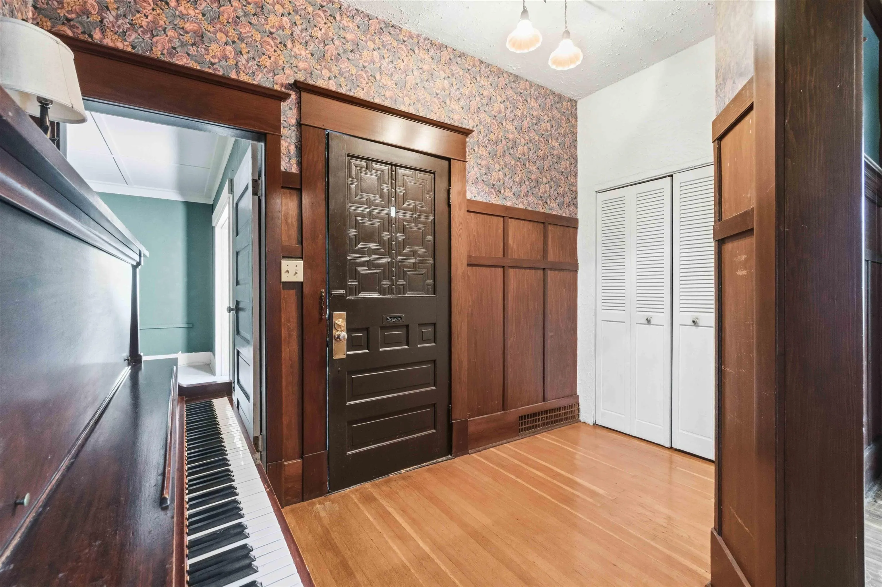 205 Fourth Avenue