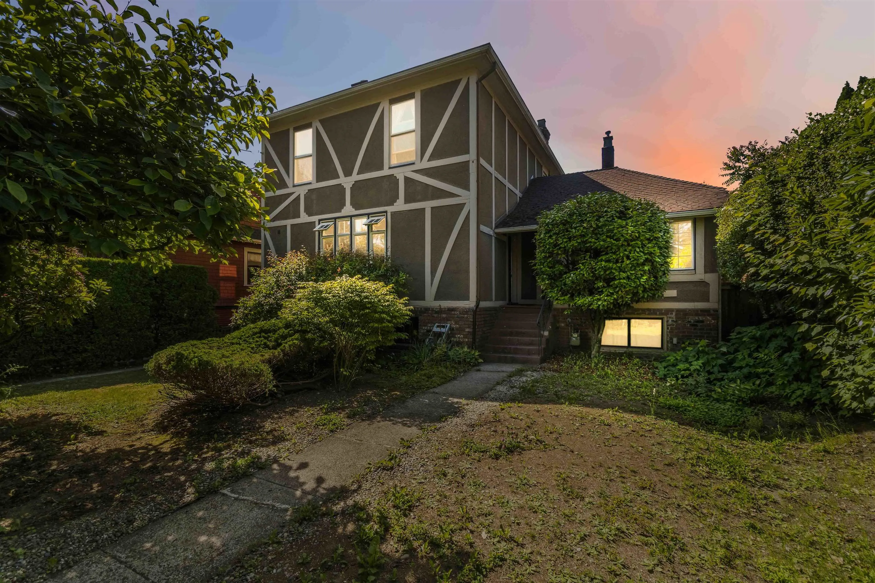 205 Fourth Avenue