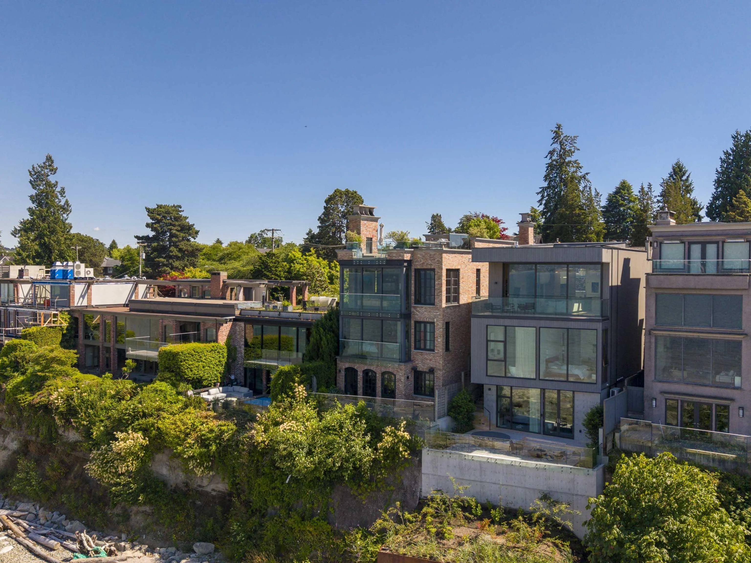 3305 Point Grey Road
