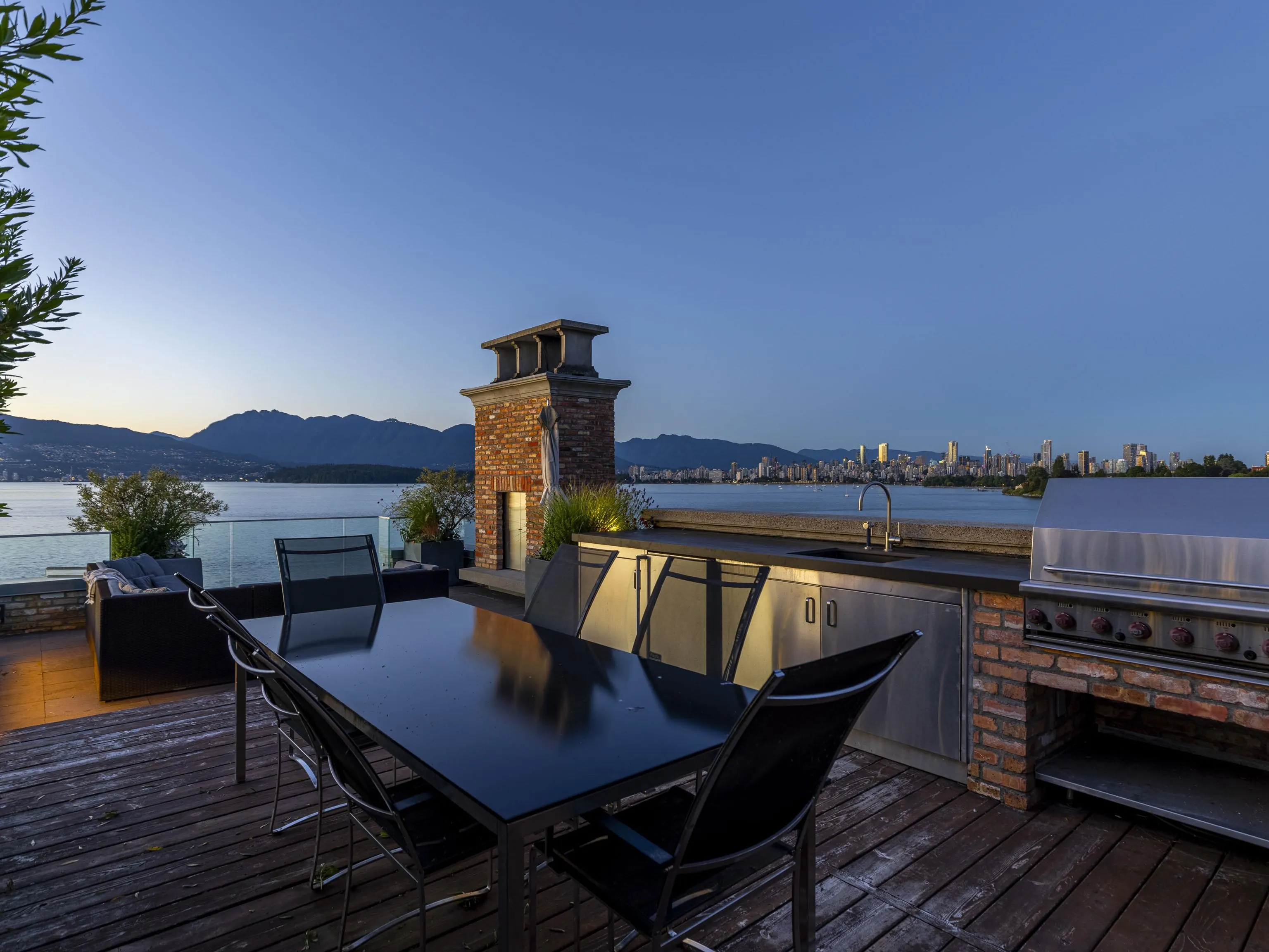 3305 Point Grey Road
