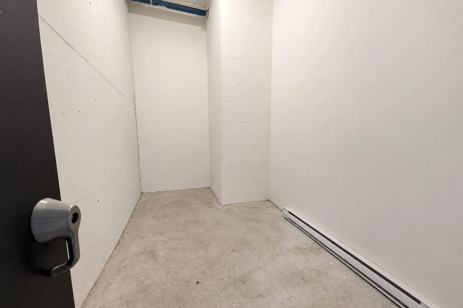 561 W 29th Avenue