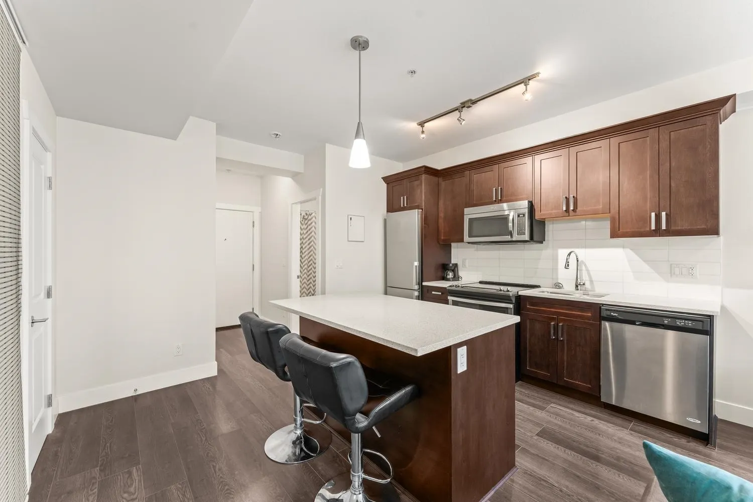 2288 Welcher Avenue #206