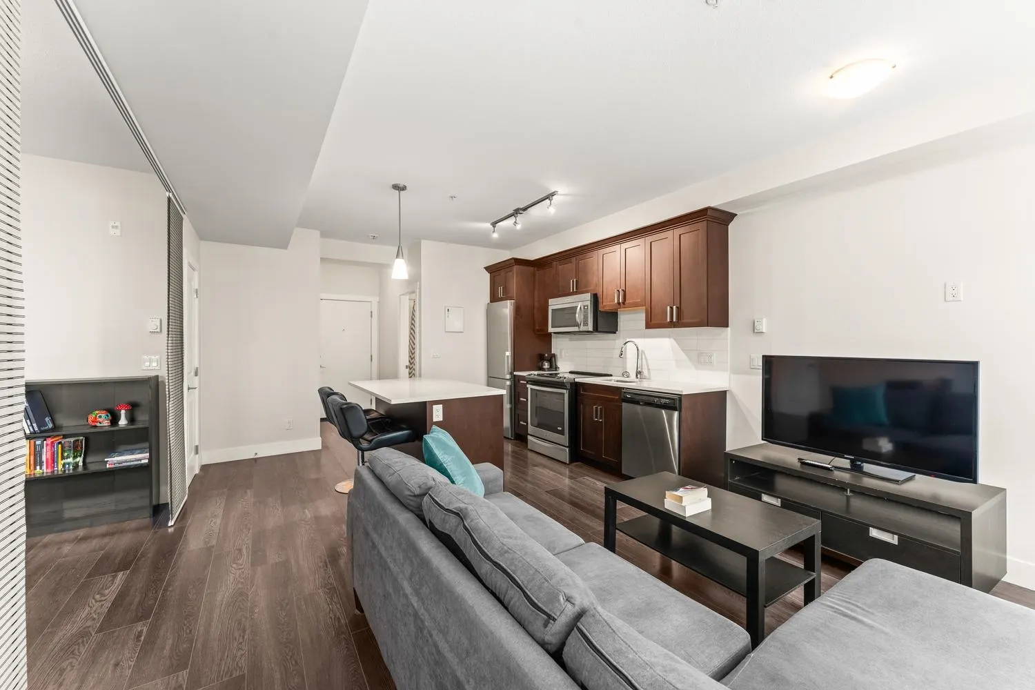 2288 Welcher Avenue #206