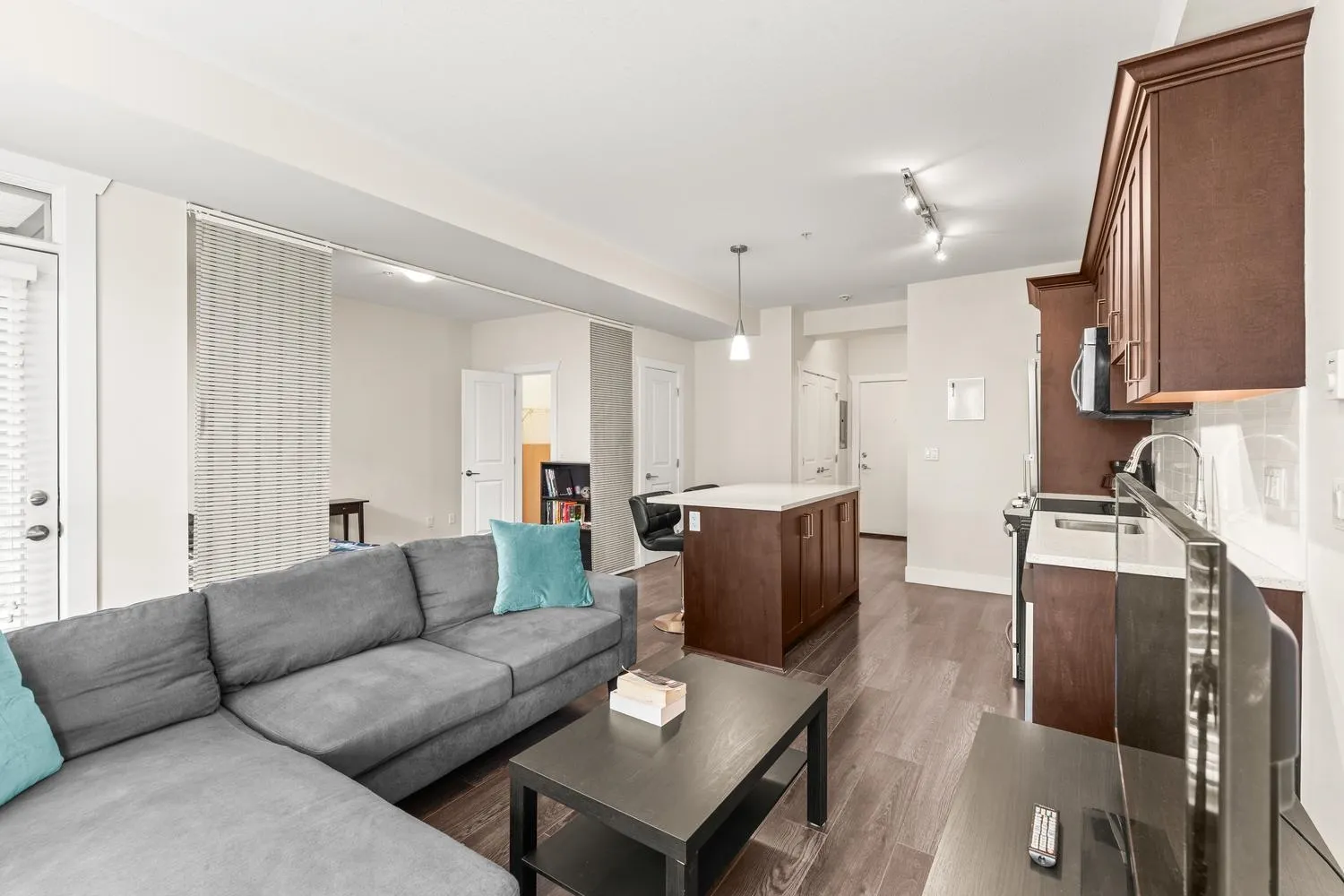 2288 Welcher Avenue #206
