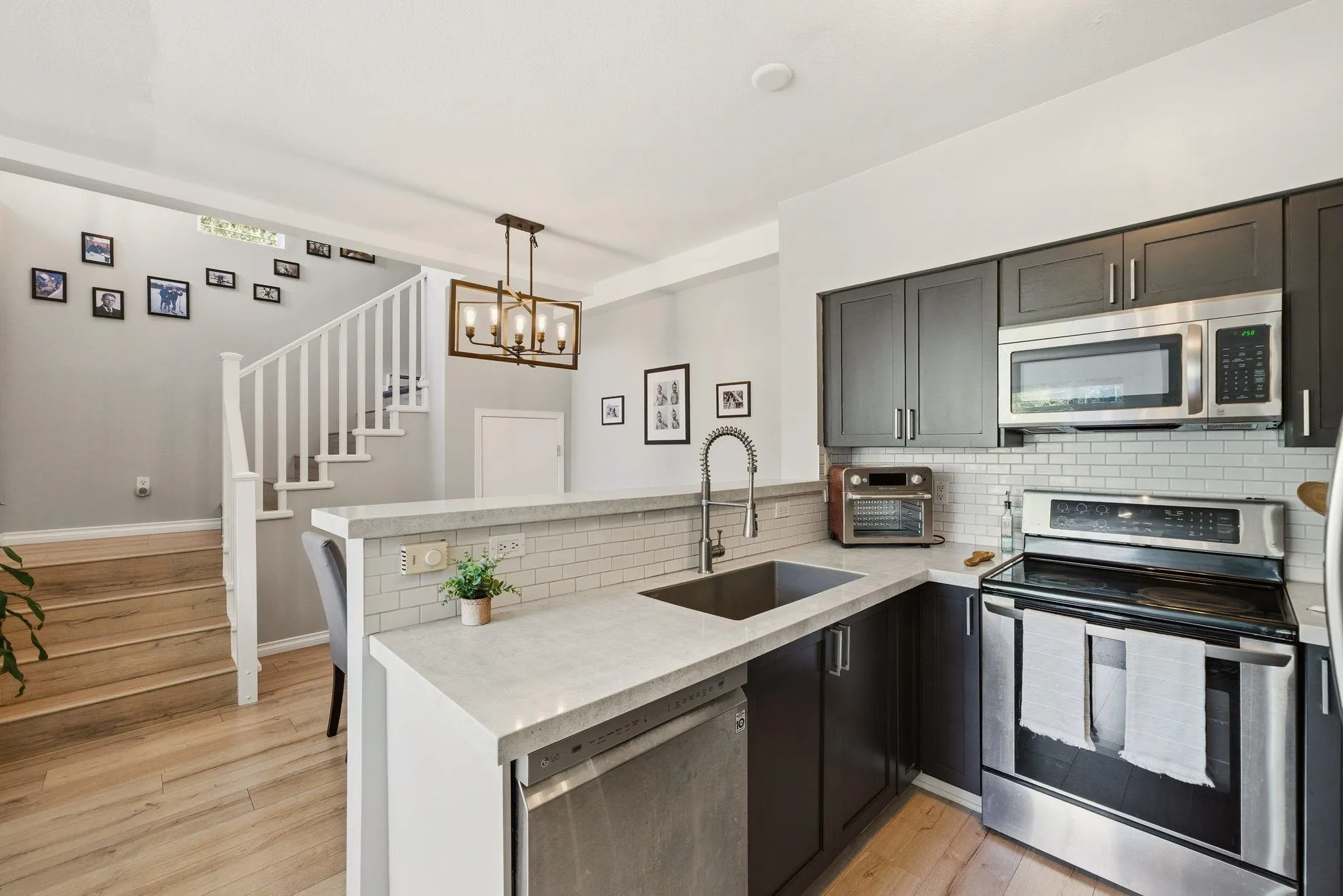 15 Forest Park Way #23
