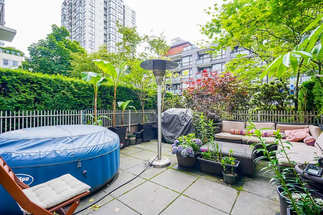 1055 Richards Street #210