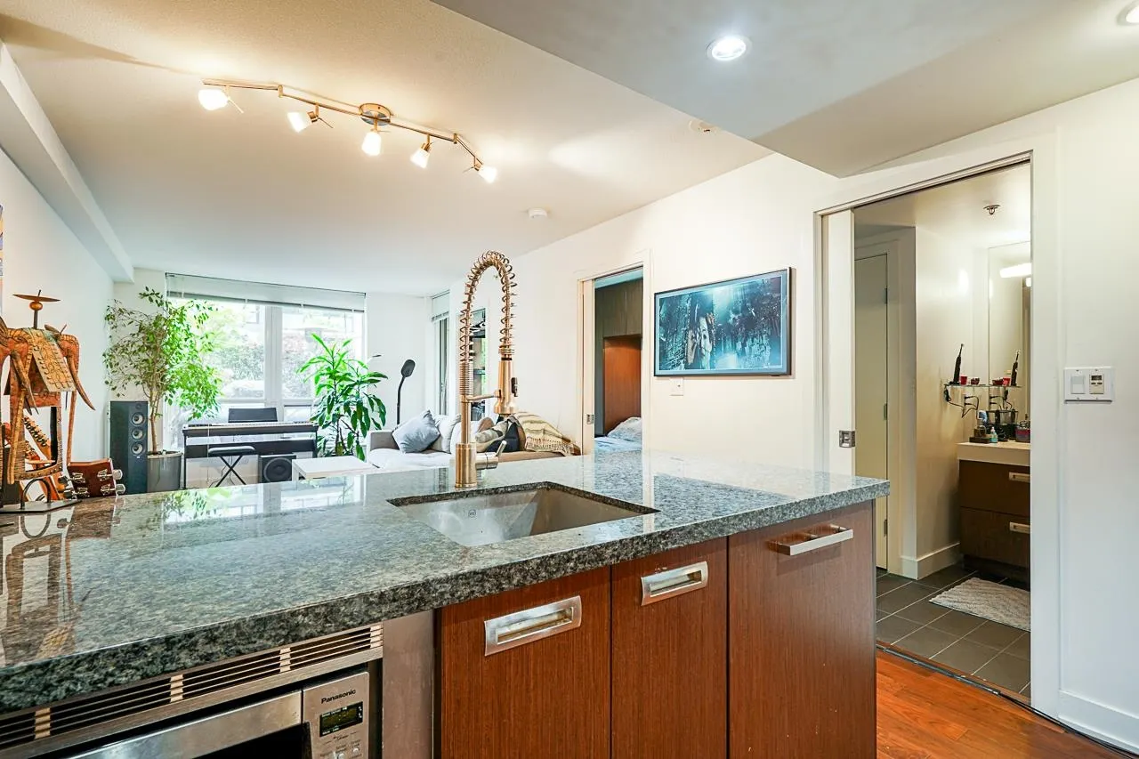 1055 Richards Street #210
