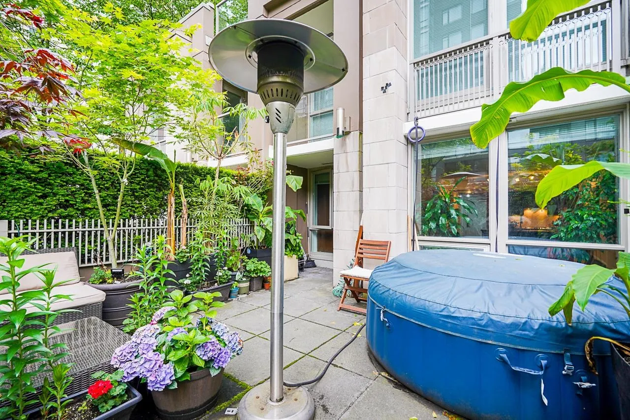 1055 Richards Street #210