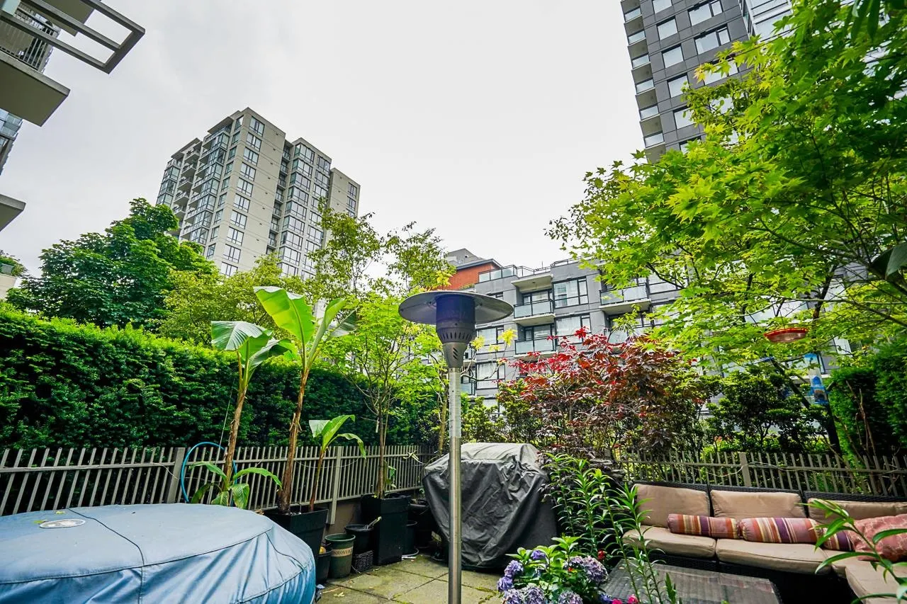 1055 Richards Street #210