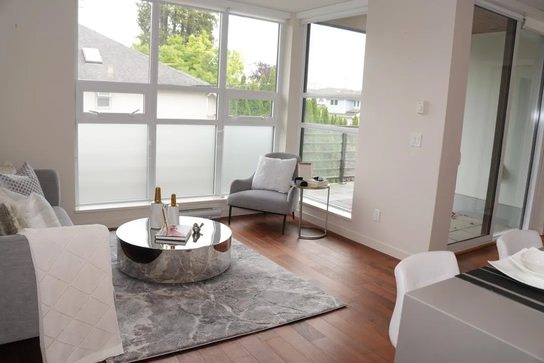 2095 W 44th Avenue #203