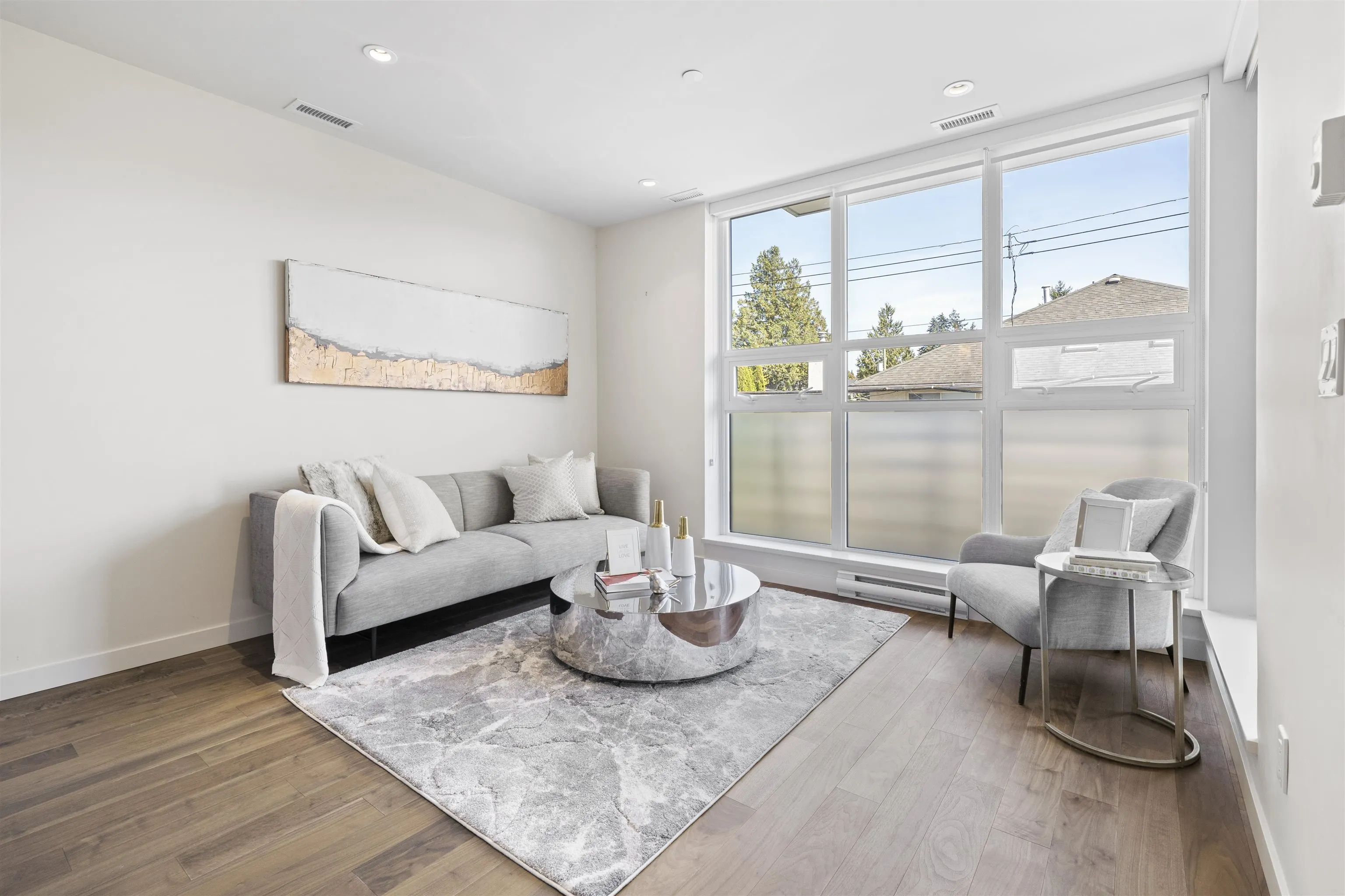 2095 W 44th Avenue #203