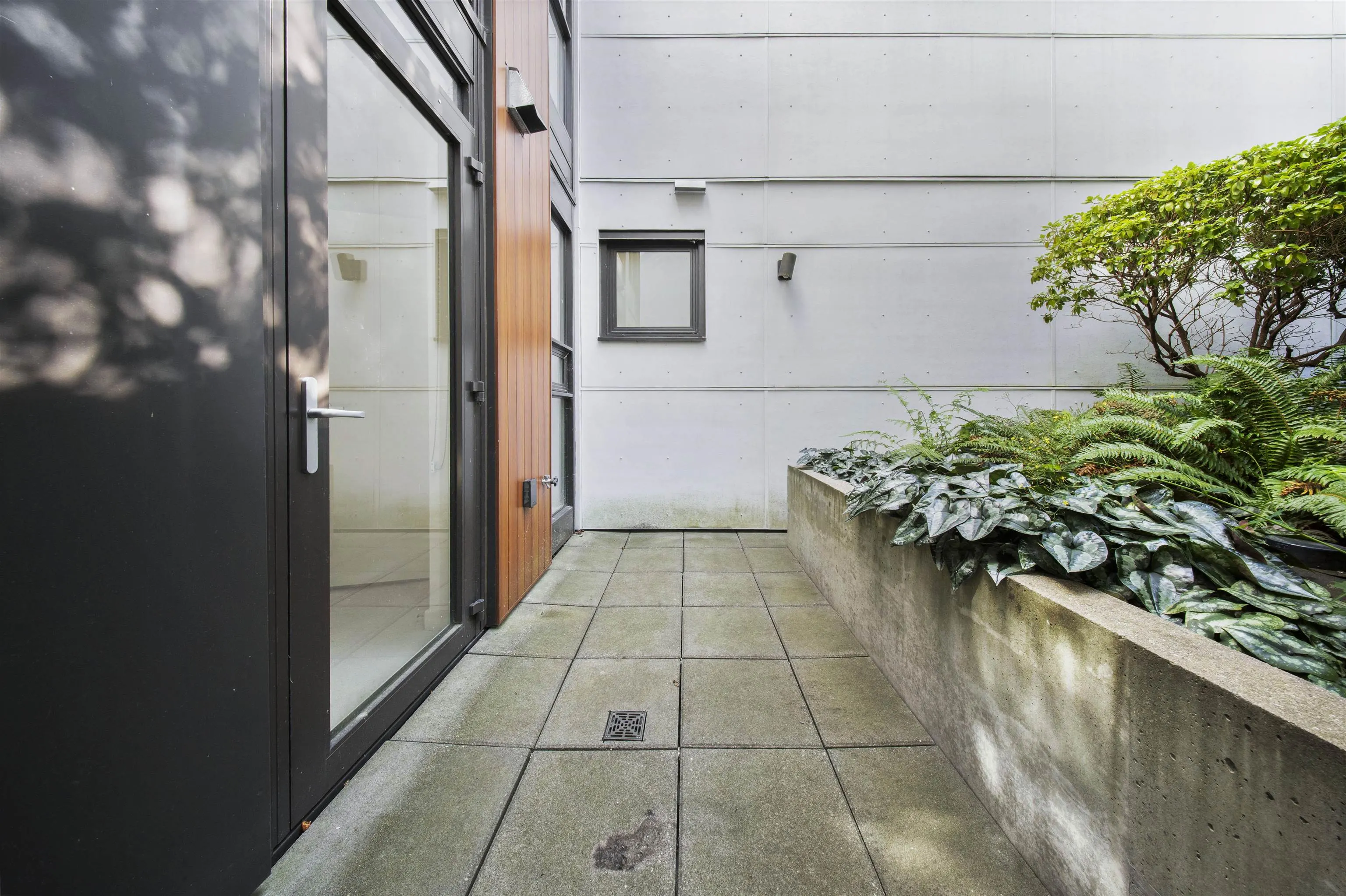 2095 W 44th Avenue #203
