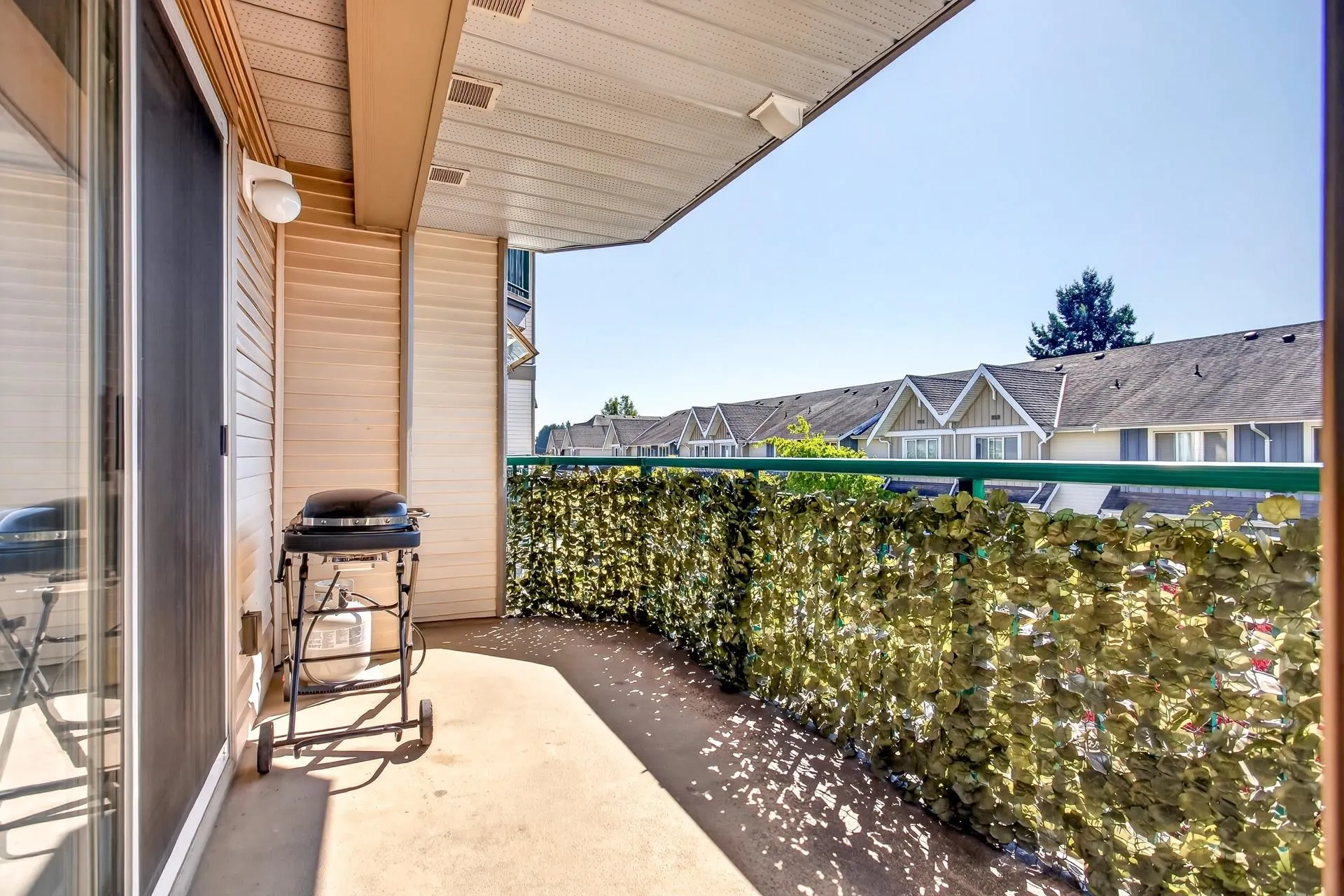 1650 Grant Avenue #306