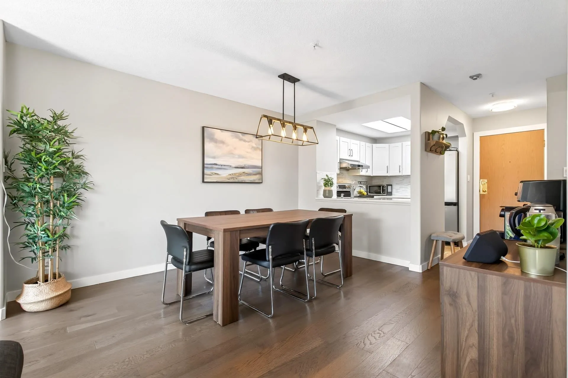 1650 Grant Avenue #306