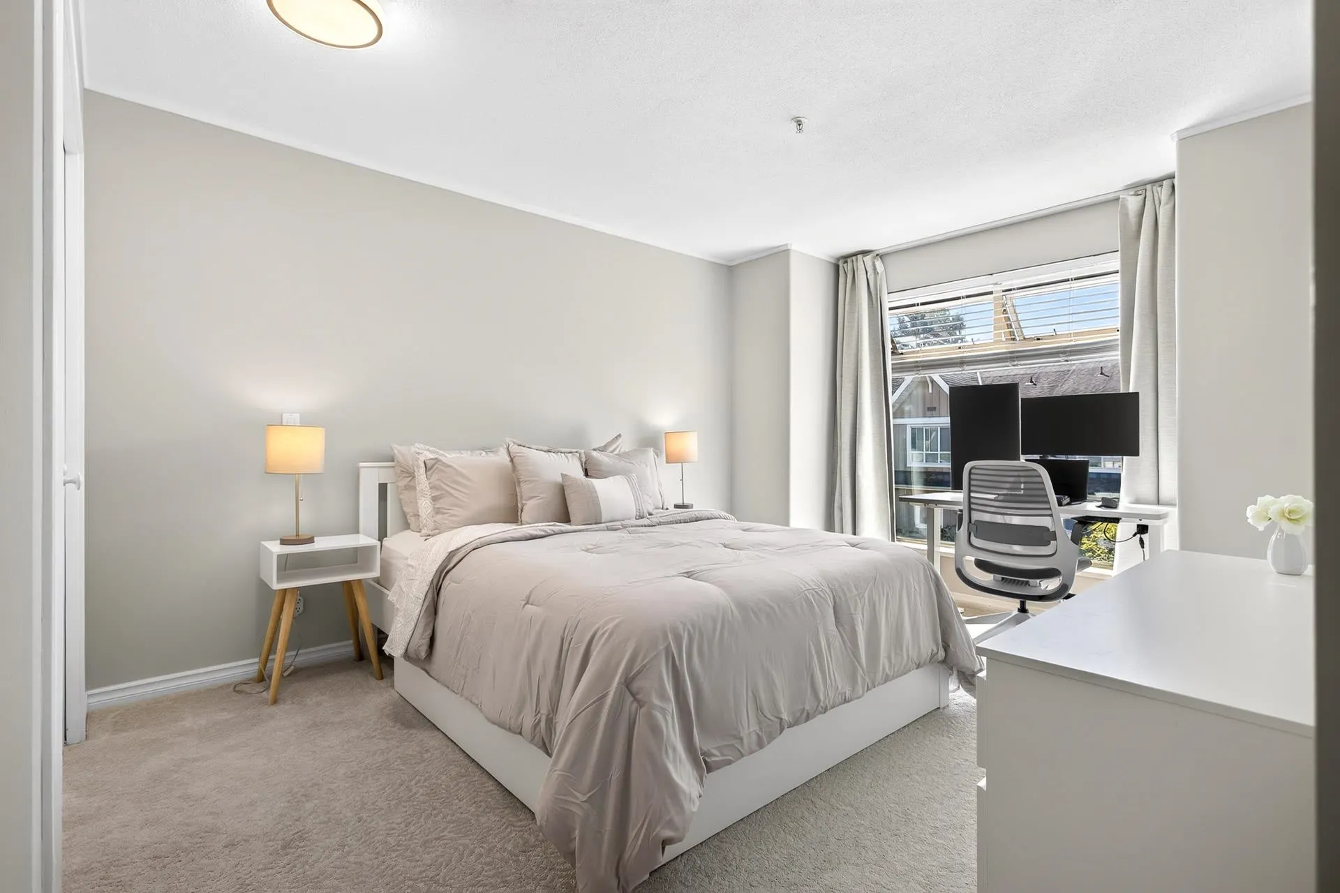 1650 Grant Avenue #306