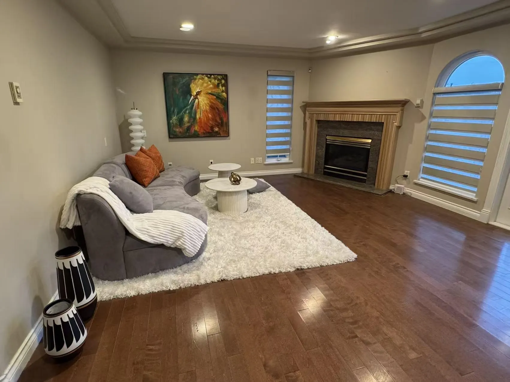 1527 Giles Place