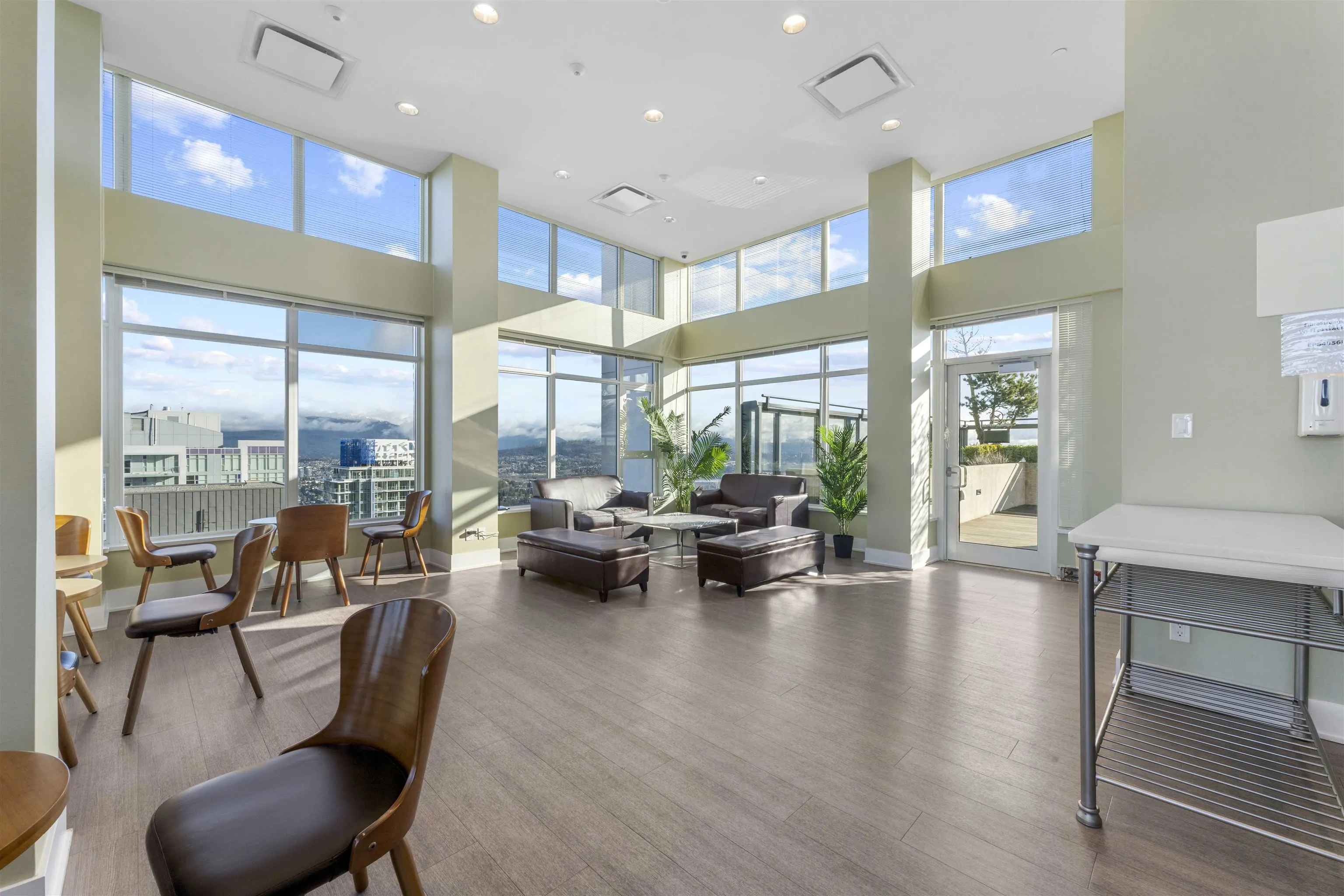 4900 Lennox Lane #3705