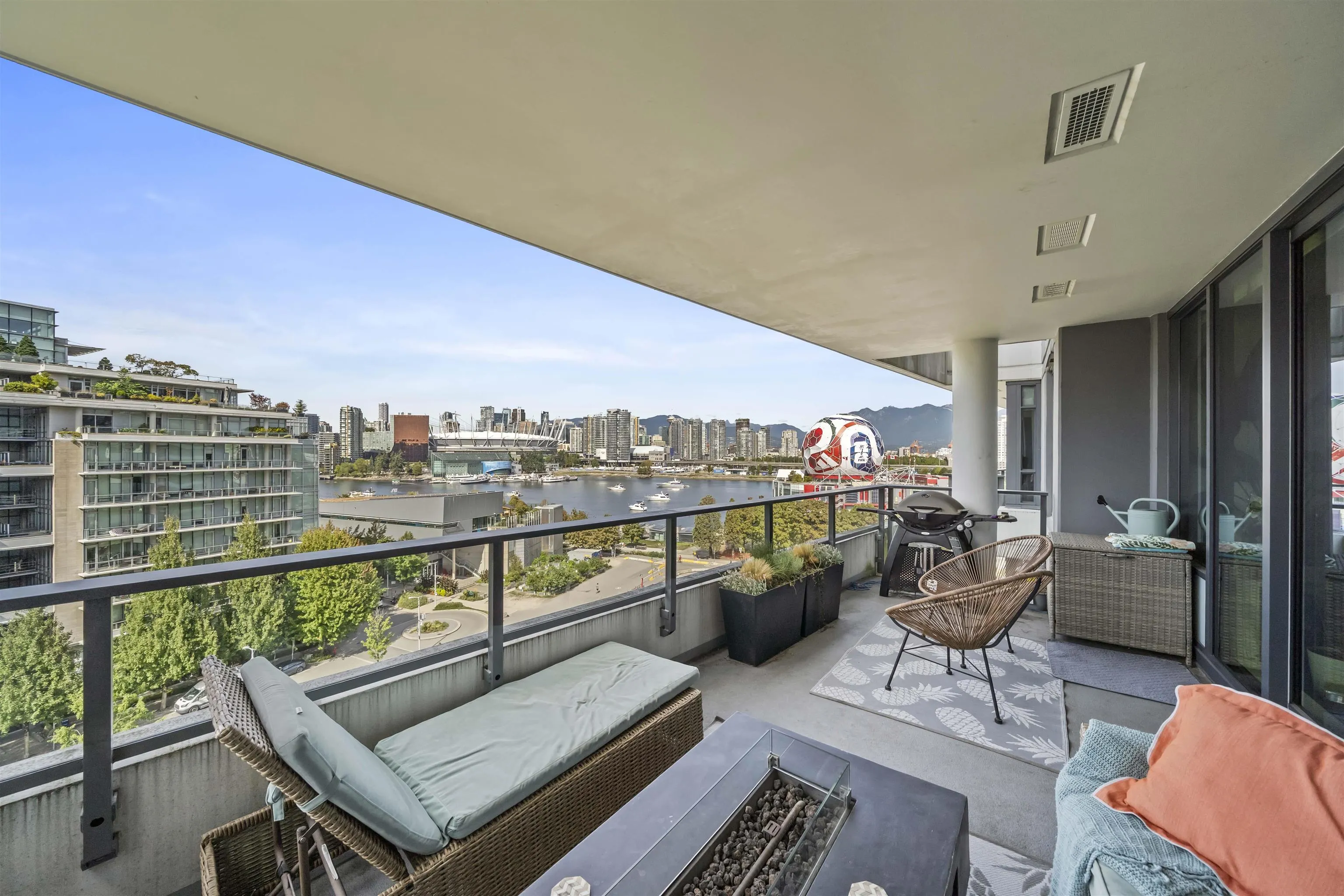 1678 Pullman Porter Street #904