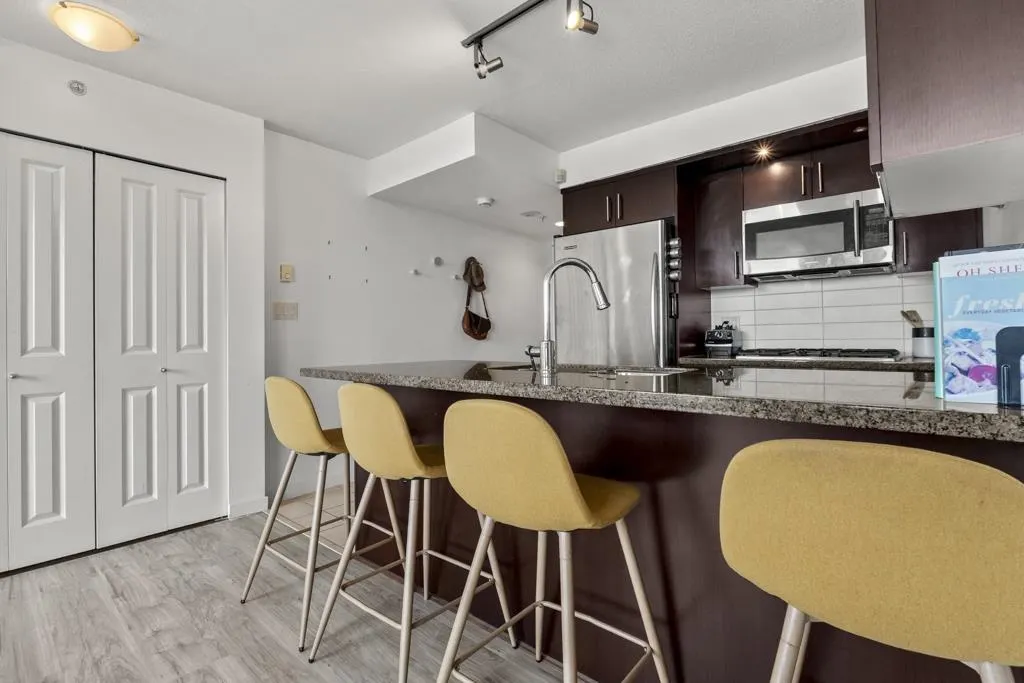 1650 W 7th Avenue #1003