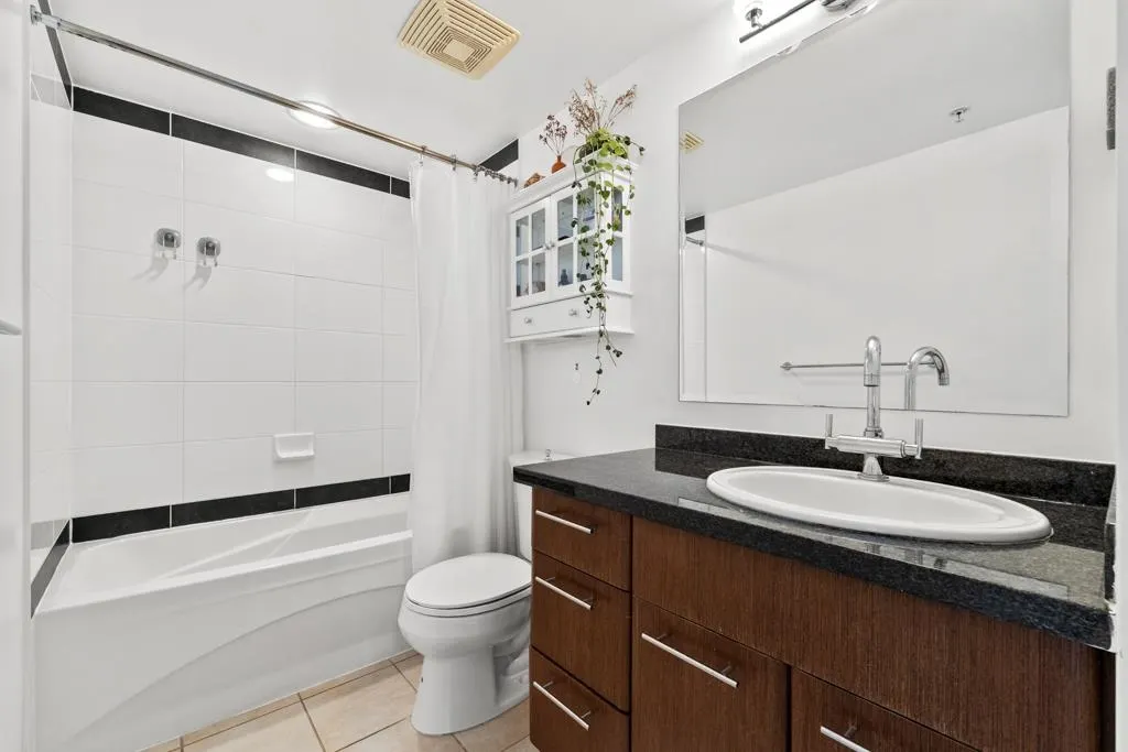 1650 W 7th Avenue #1003