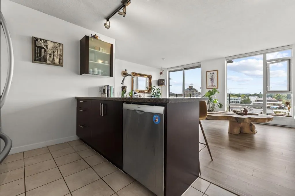 1650 W 7th Avenue #1003