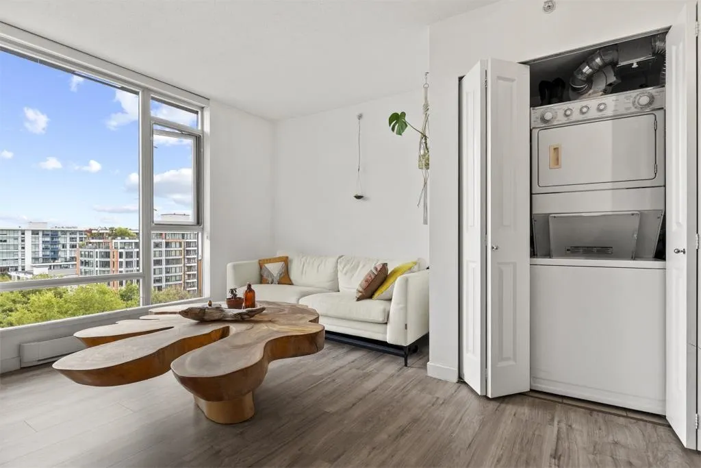 1650 W 7th Avenue #1003