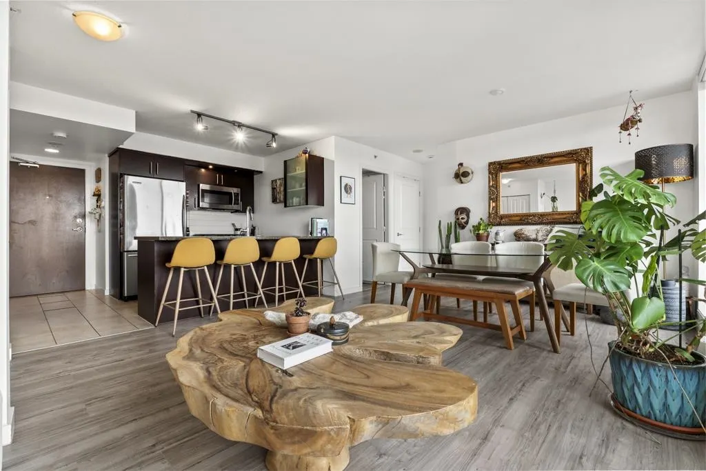 1650 W 7th Avenue #1003