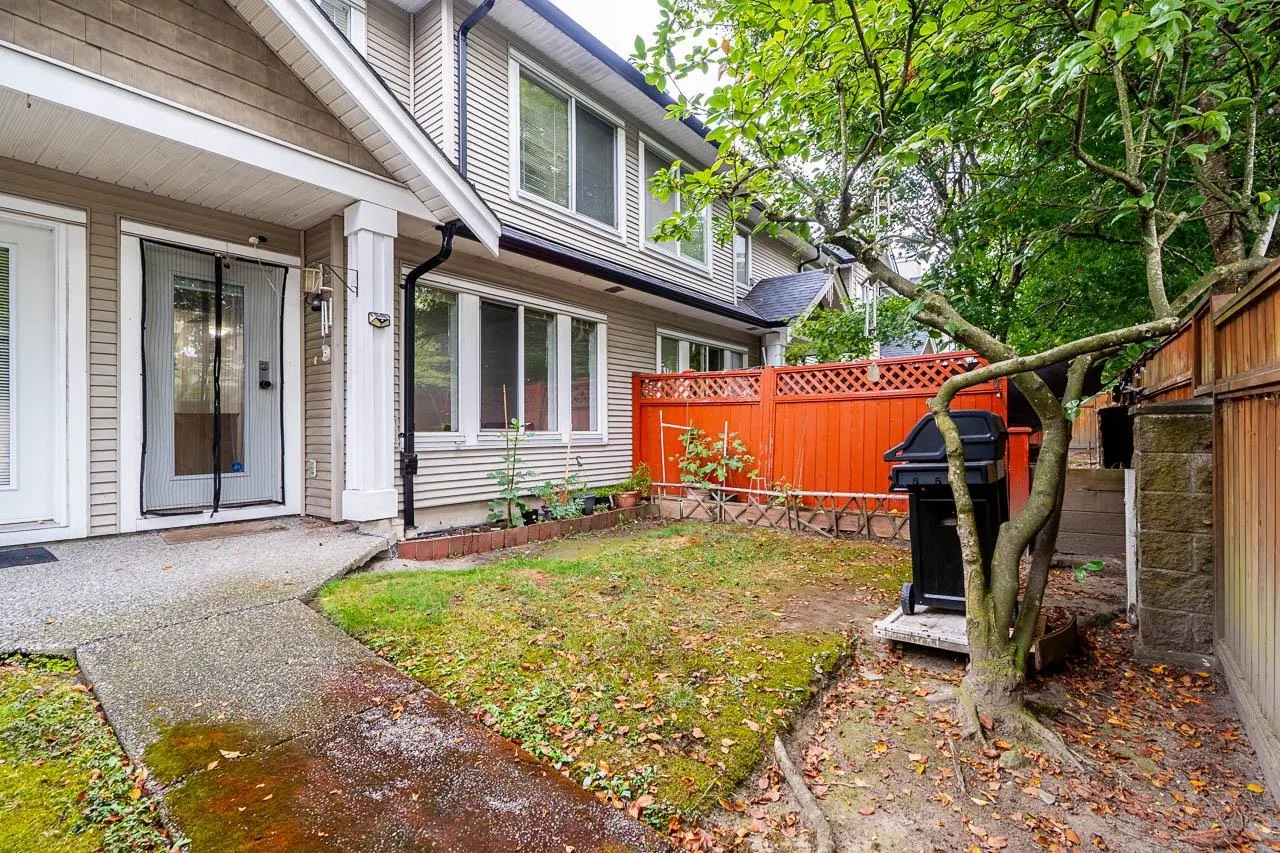 20875 88 Avenue #25