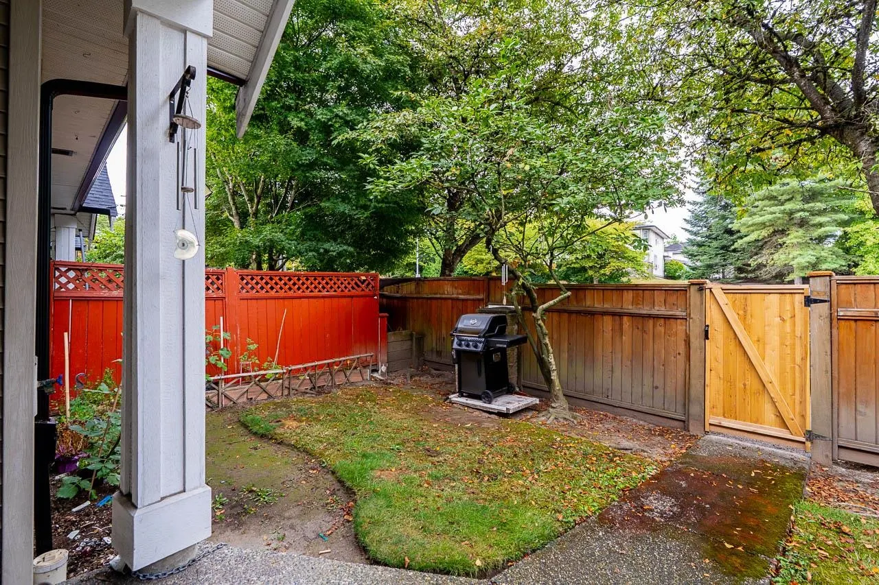 20875 88 Avenue #25