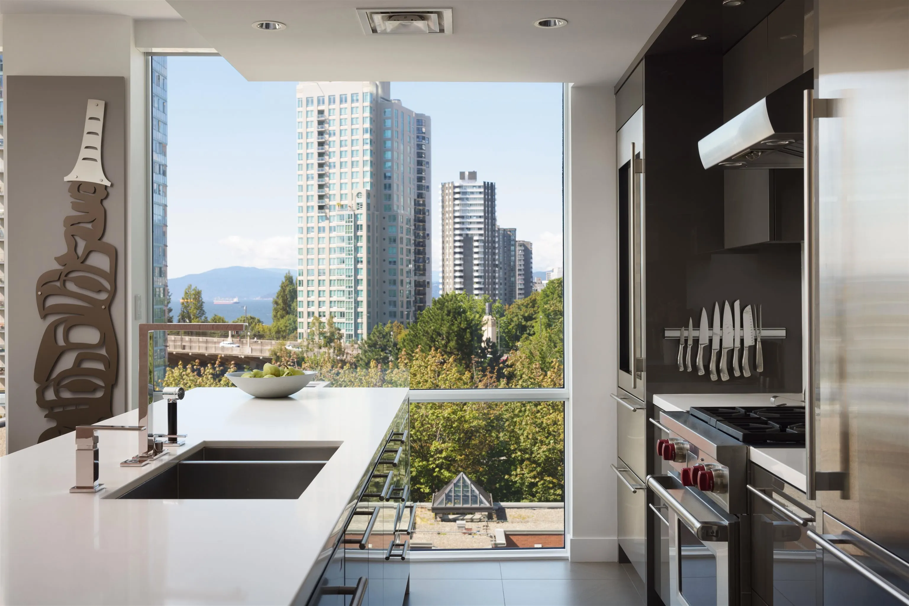1455 Howe Street #805
