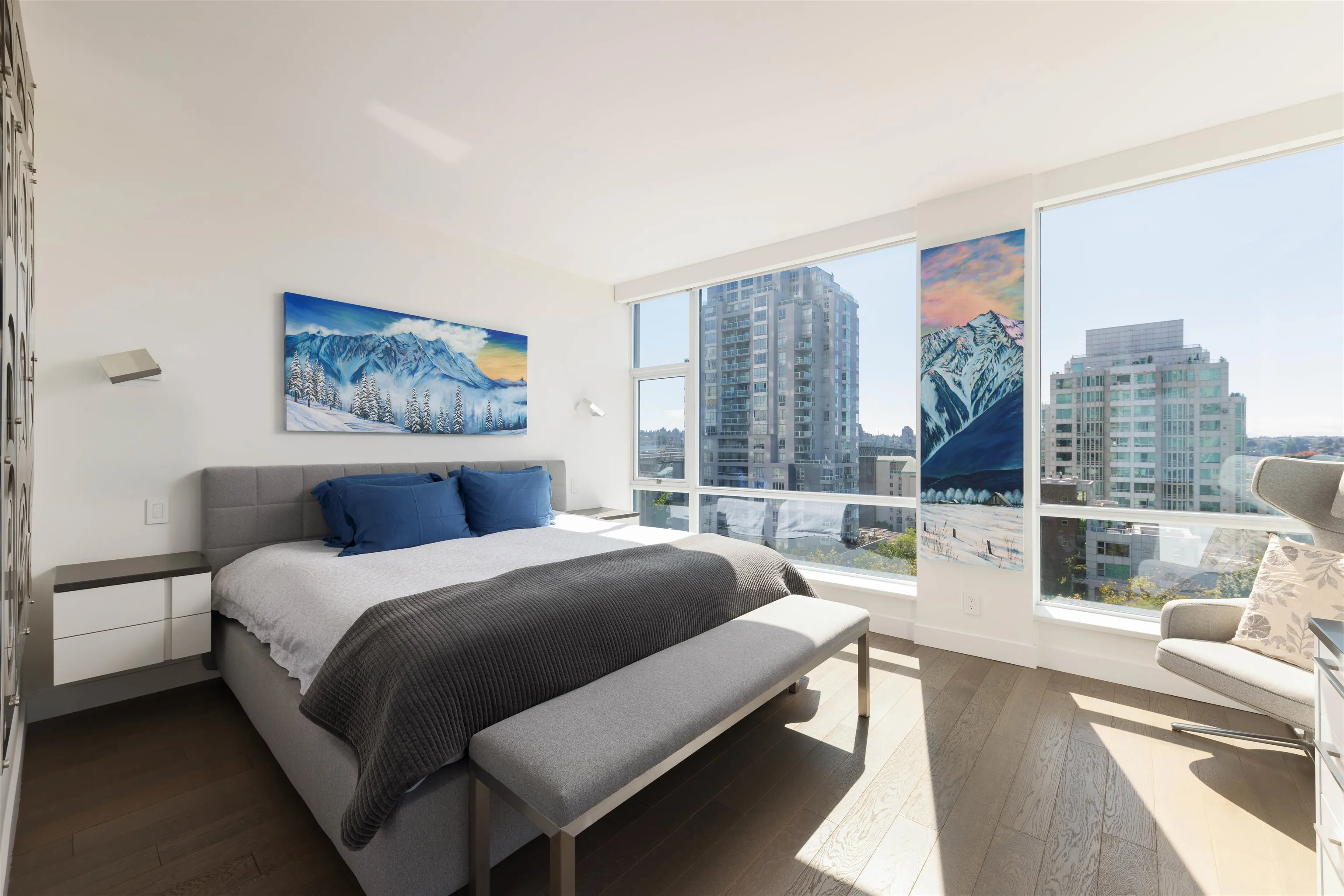 1455 Howe Street #805