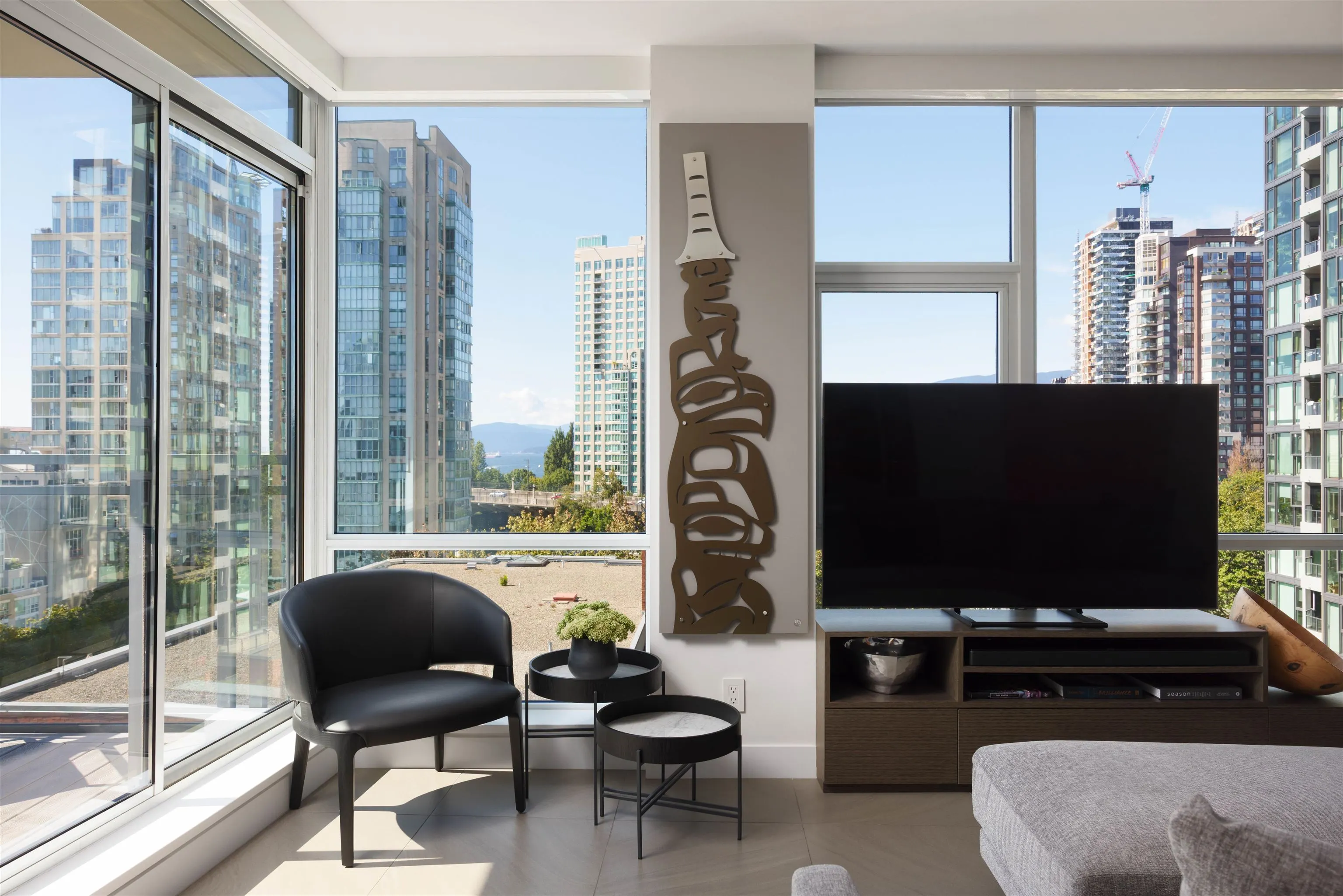 1455 Howe Street #805