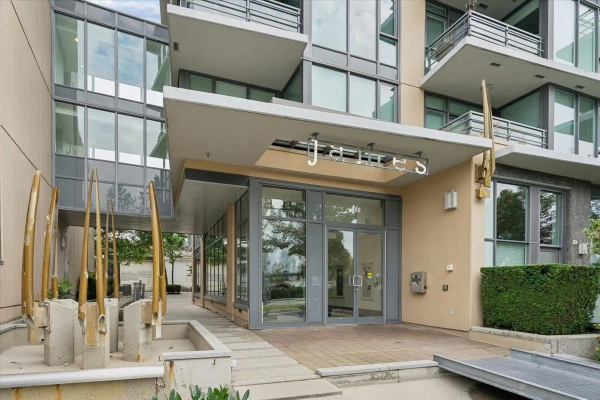 288 W 1st Avenue #608