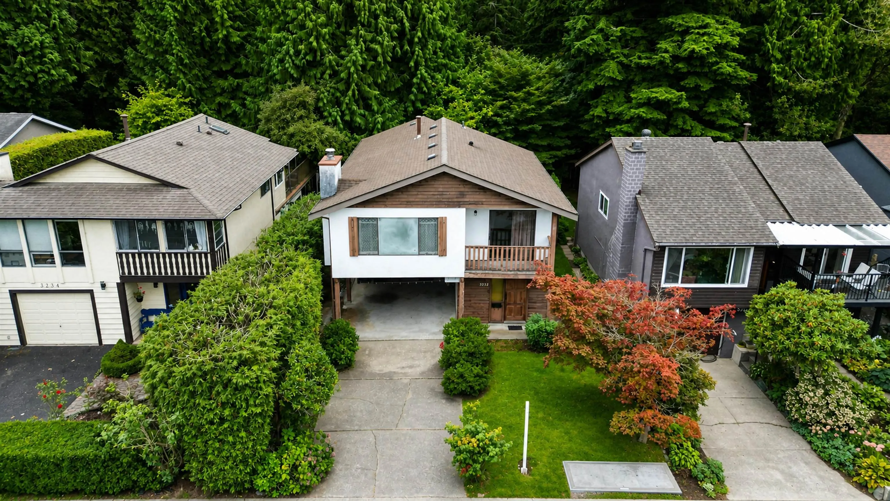 3232 Salt Spring Avenue