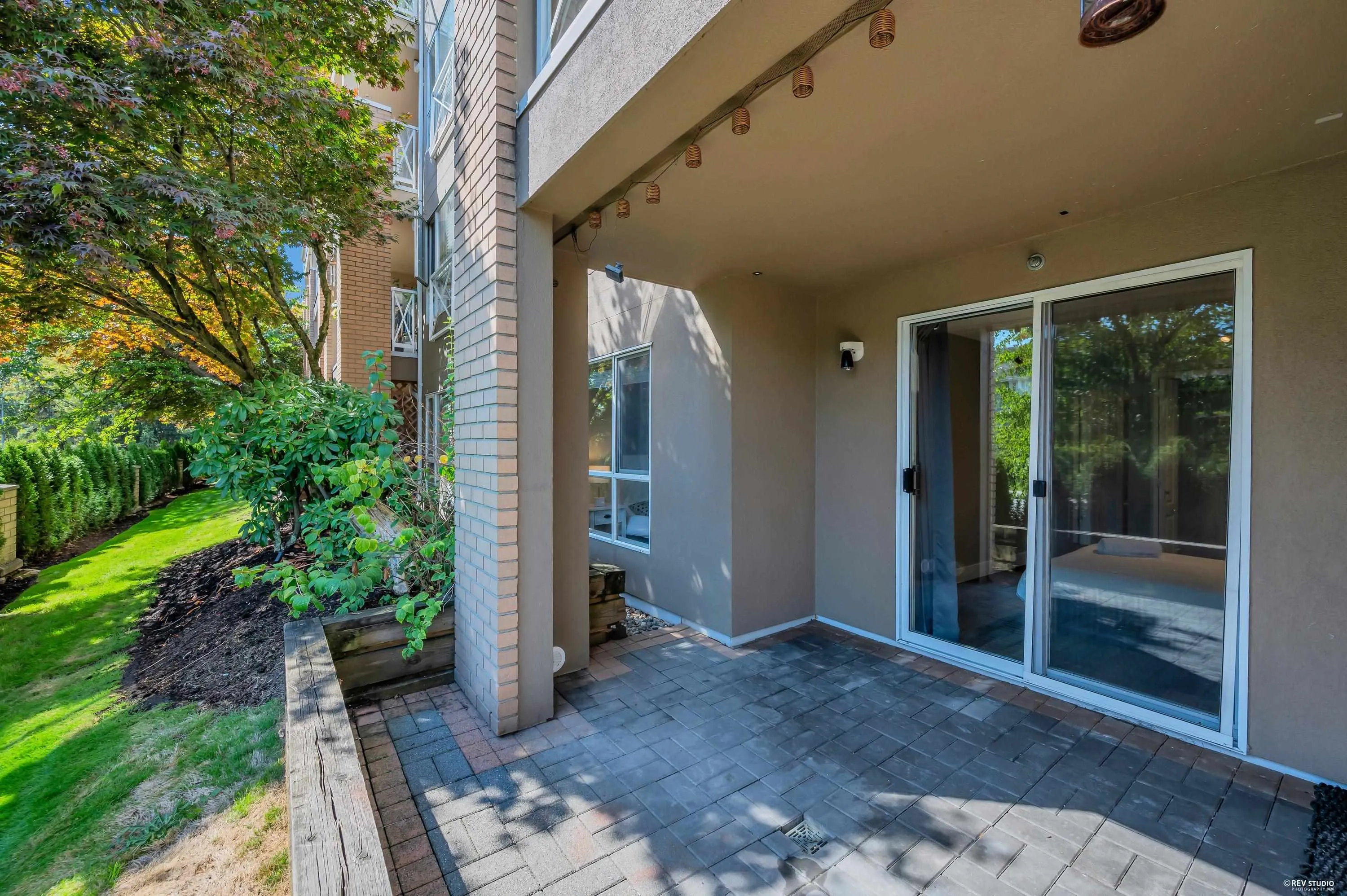 2558 Parkview Lane #105